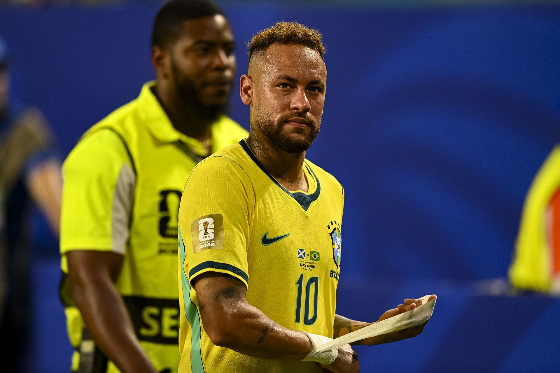 Security guards blocked Neymar’s son from meeting Brazilian superstar after failing to recognize him