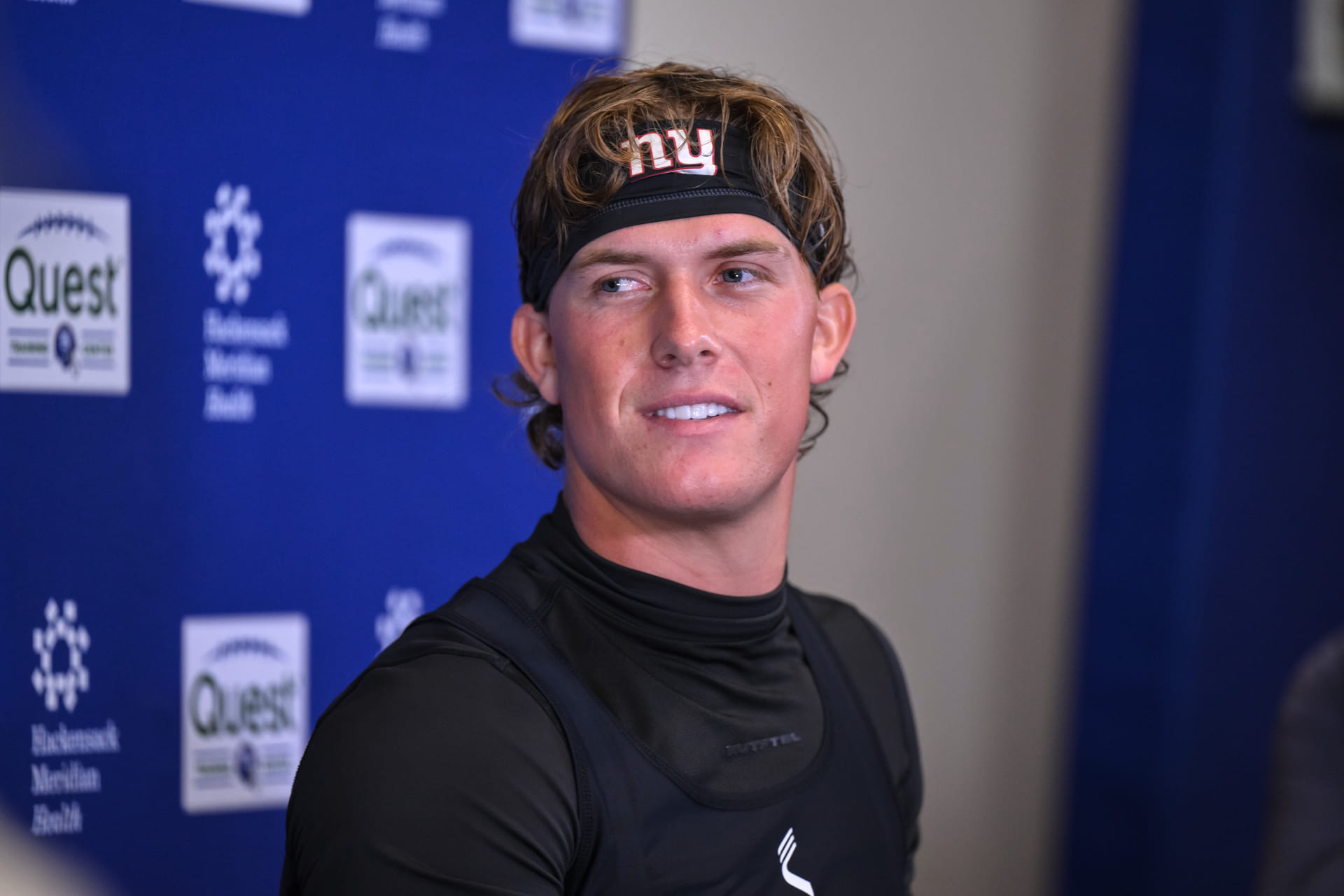 “Press credentials should be revoked”: NFL fans rip Giants reporter for "attacking" Jaxson Dart again with Donald Trump question 