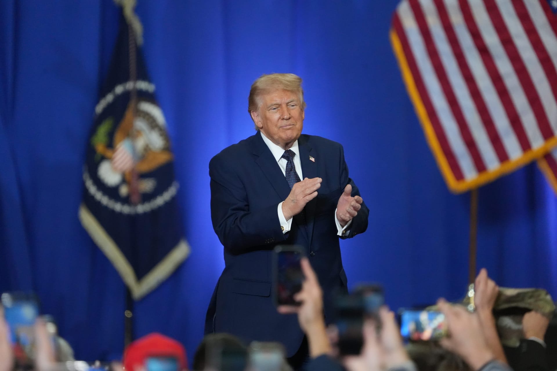 “We have to come up with another name”: Donald Trump makes surprising NFL proposal during football debate