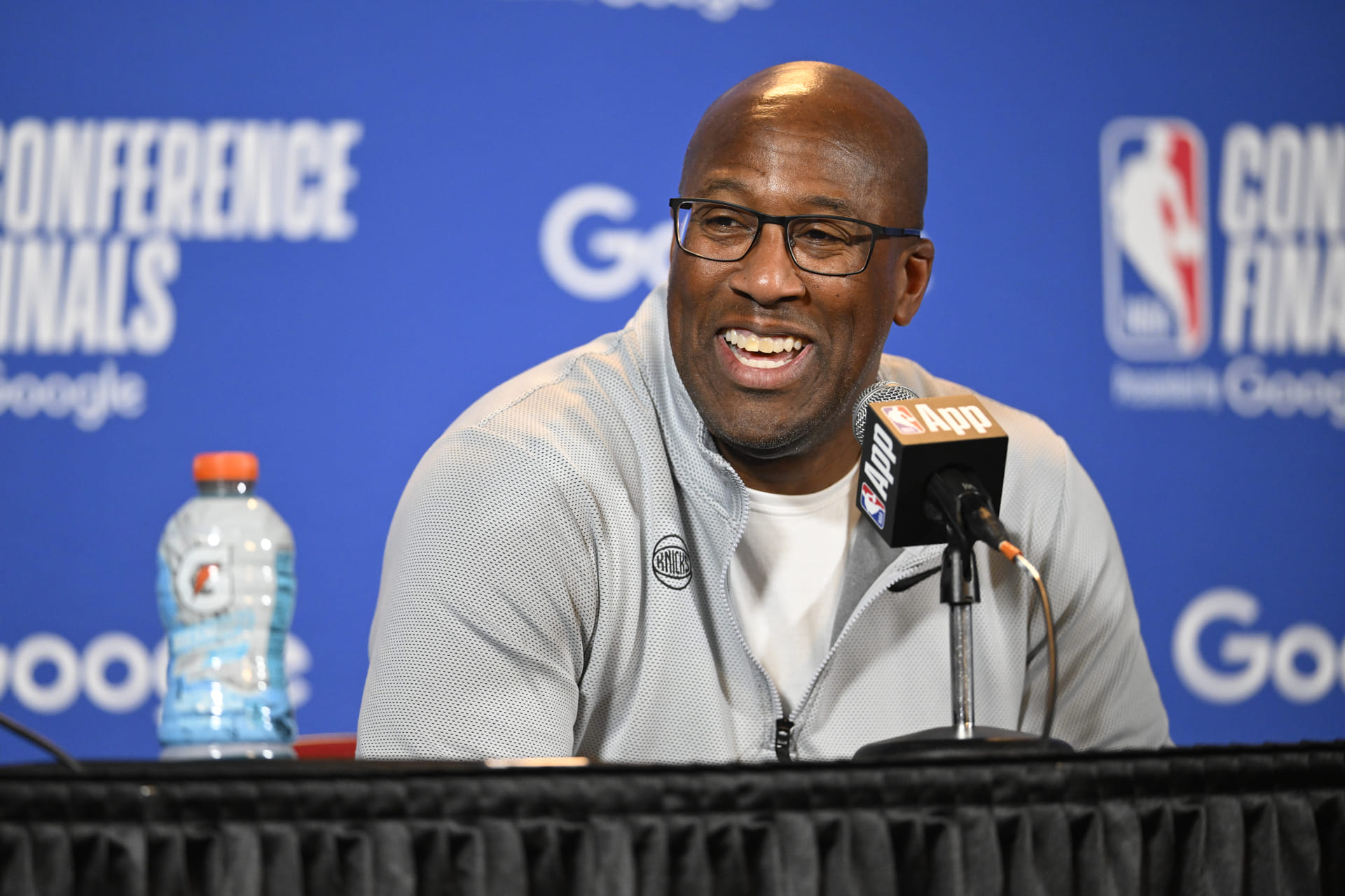 "I want to kick their ass" - Knicks Coach Mike Brown Reveals True Feelings On Facing De'Aaron Fox Following Their Controversial Kings Split