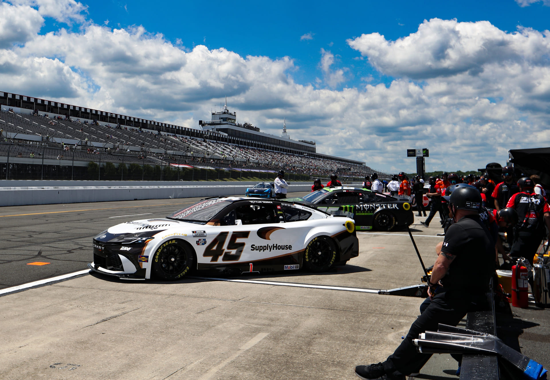 Great American Getaway 400: Rain threats loom over NASCAR Cup race at Pocono