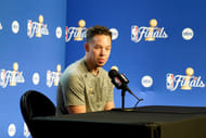 NBA: San Antonio Spurs HC Mitch Johnson - Fonte: Imagn