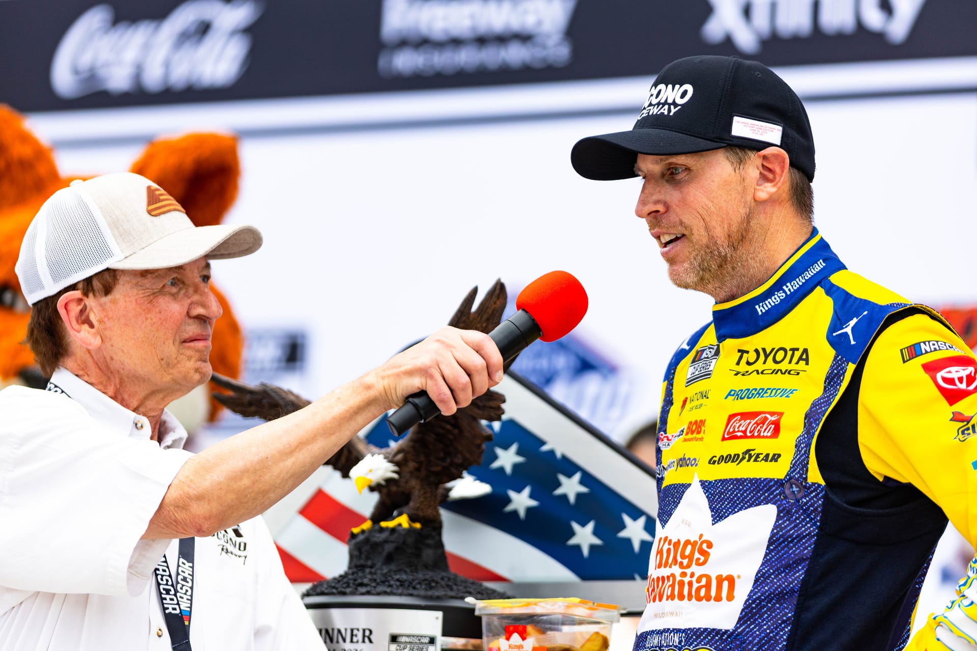 Denny Hamlin após vitória em Pocono - Fonte: Imagn