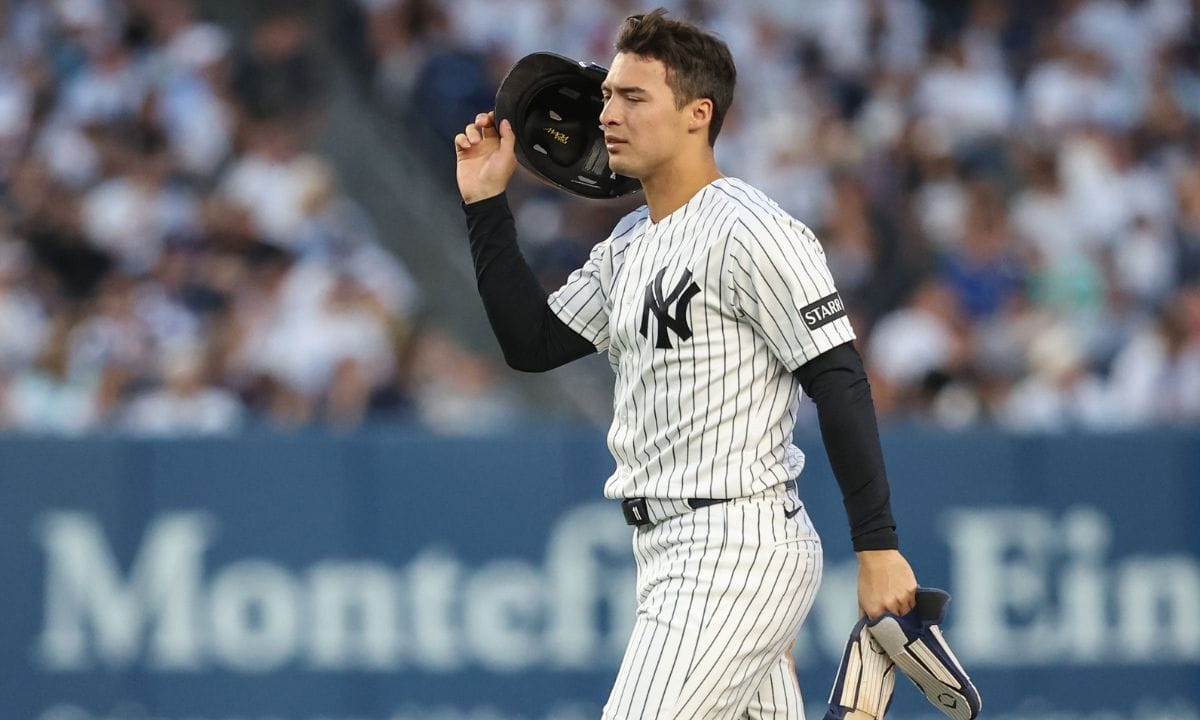 "Offensively bad, defensively awful" - Fans blast Anthony Volpe for squandering routine double play in Yankees vs. Red Sox game