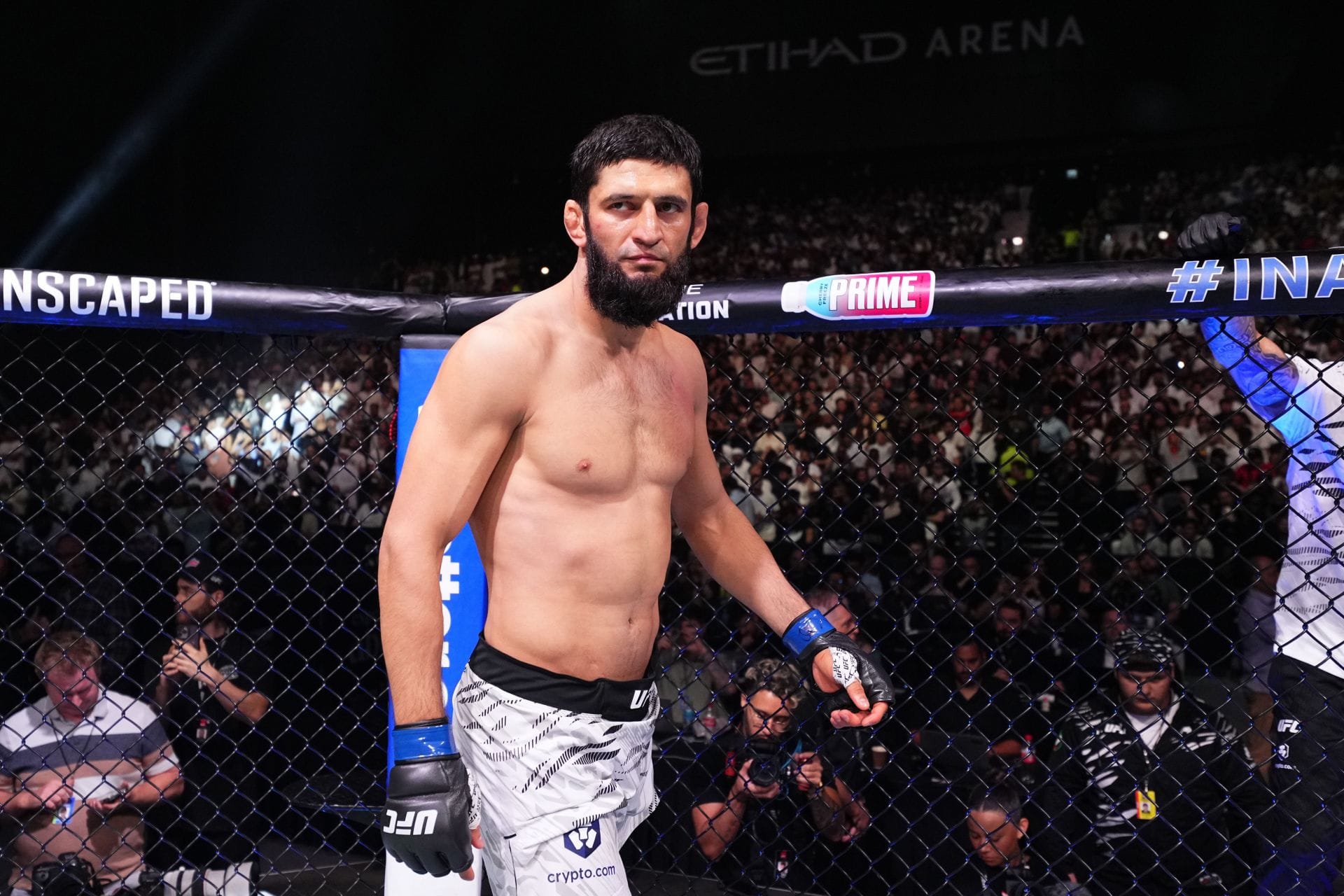 Khamzat Chimaev drops cold one-liner in support of Ilia Topuria after UFC Freedom 250 