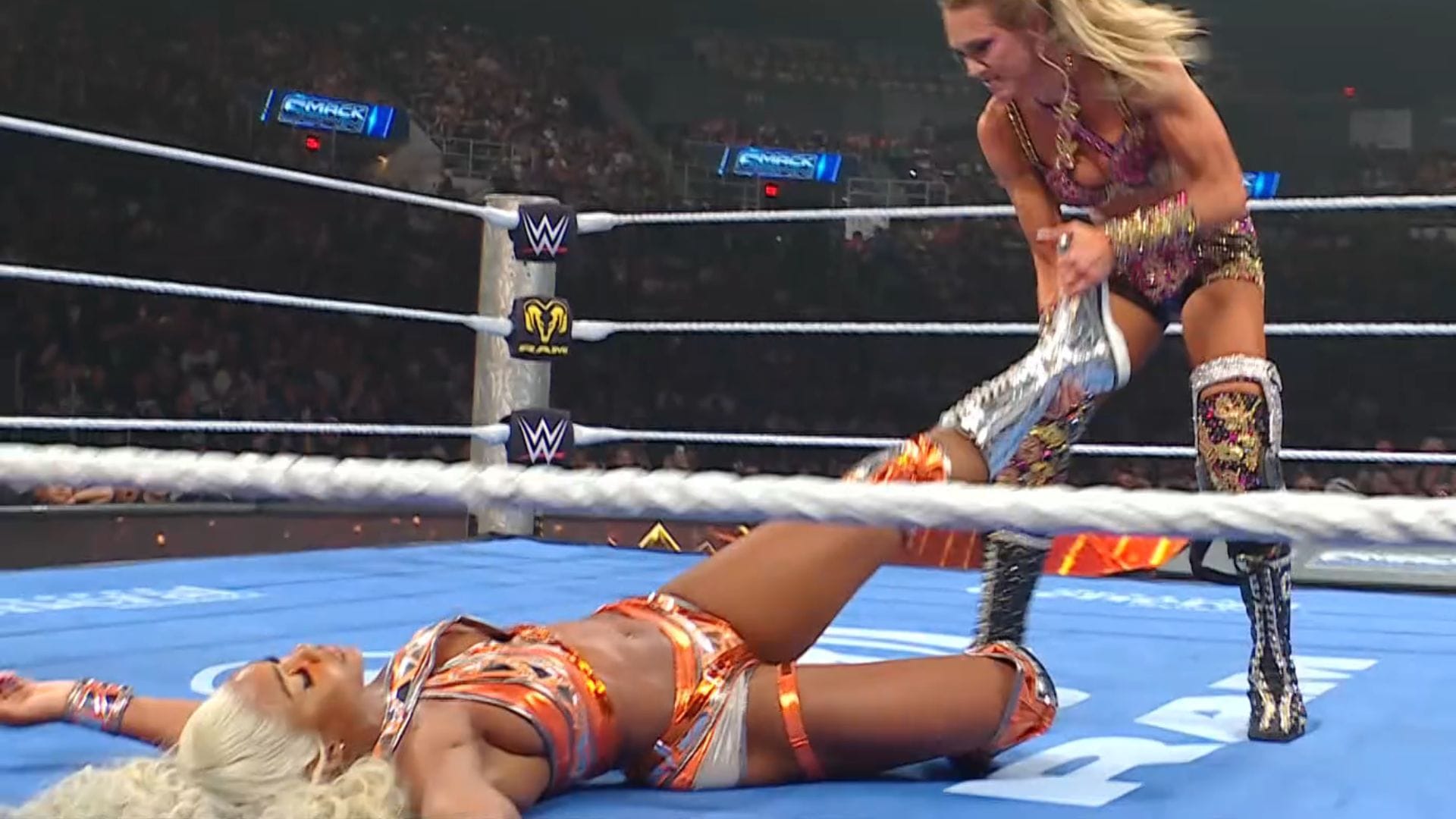 BREAKING: Jade Cargill Suffers Wardrobe Mishap During WWE SmackDown After Charlotte Flair's Actions