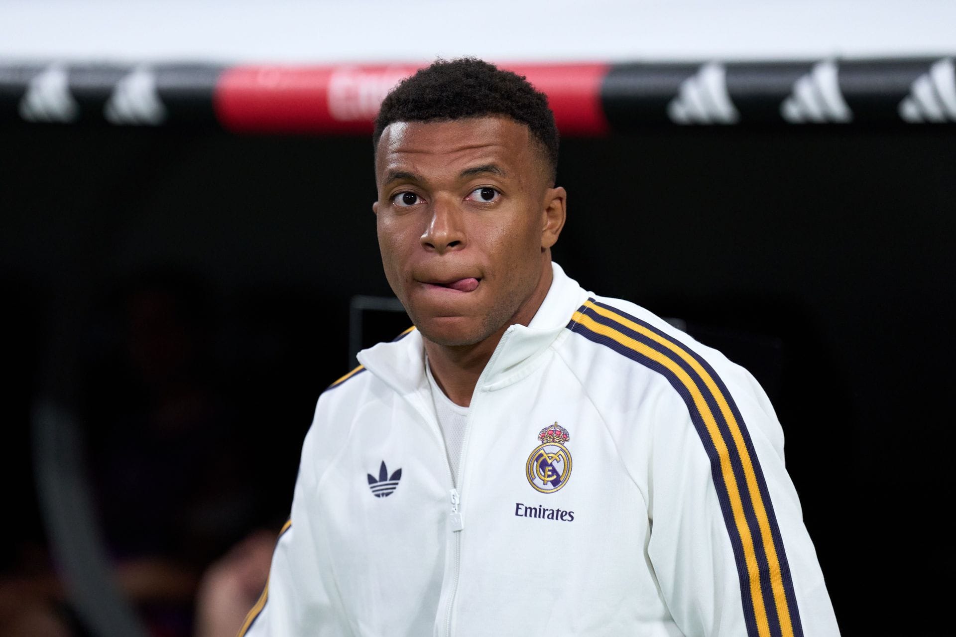 "Simply not the truth" - Former Real Madrid star hits out at Los Blancos fans for criticising Kylian Mbappe 