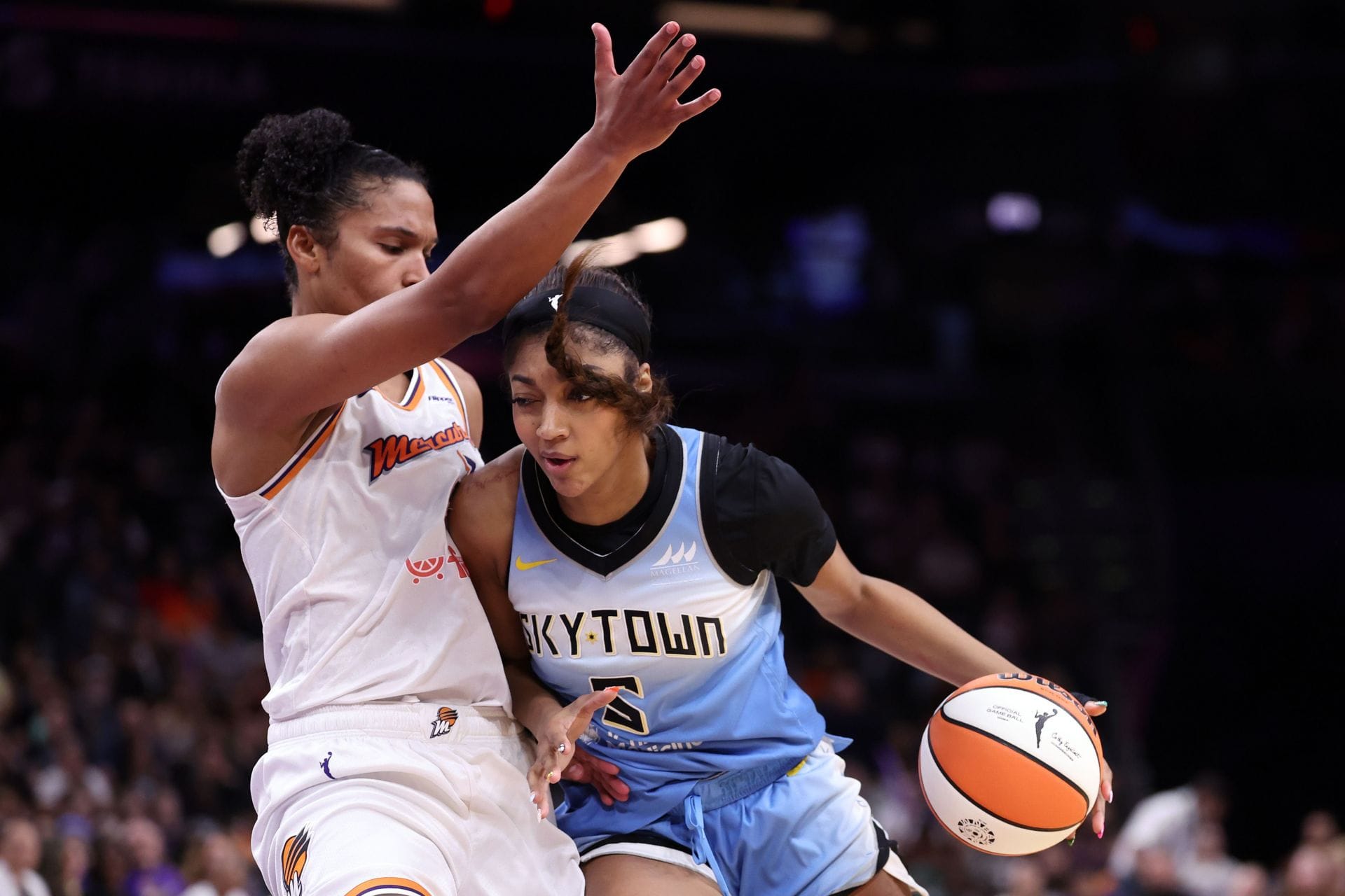 "Reese deserved that take down" - WNBA Fans Explode As Etan Thomas Revives Angel Reese-Alyssa Thomas Incident Amid Caitlin Clark Controversy