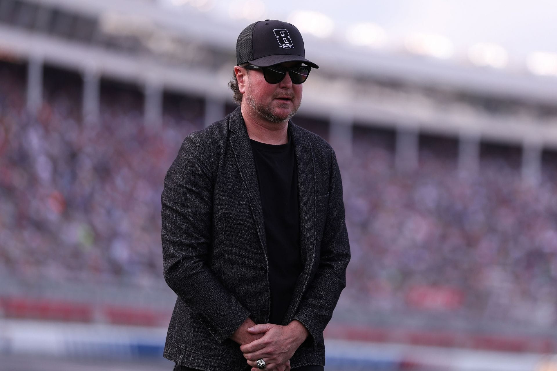 Kurt Busch na lembrança de Kyle em Charlotte. Fonte: Getty