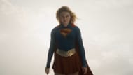 Milly Alcock estrela como Supergirl (imagem via YouTube/DC, Warner Bros)