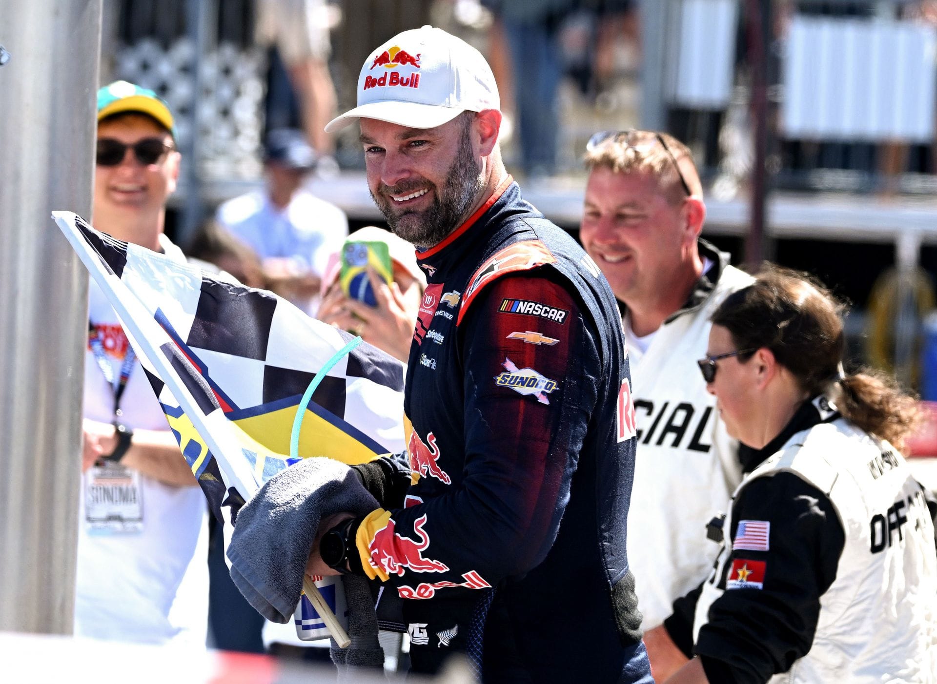 Shane van Gisbergen drops a reality check as he holds off Chase Briscoe for Sonoma win: “This is an oval championship”