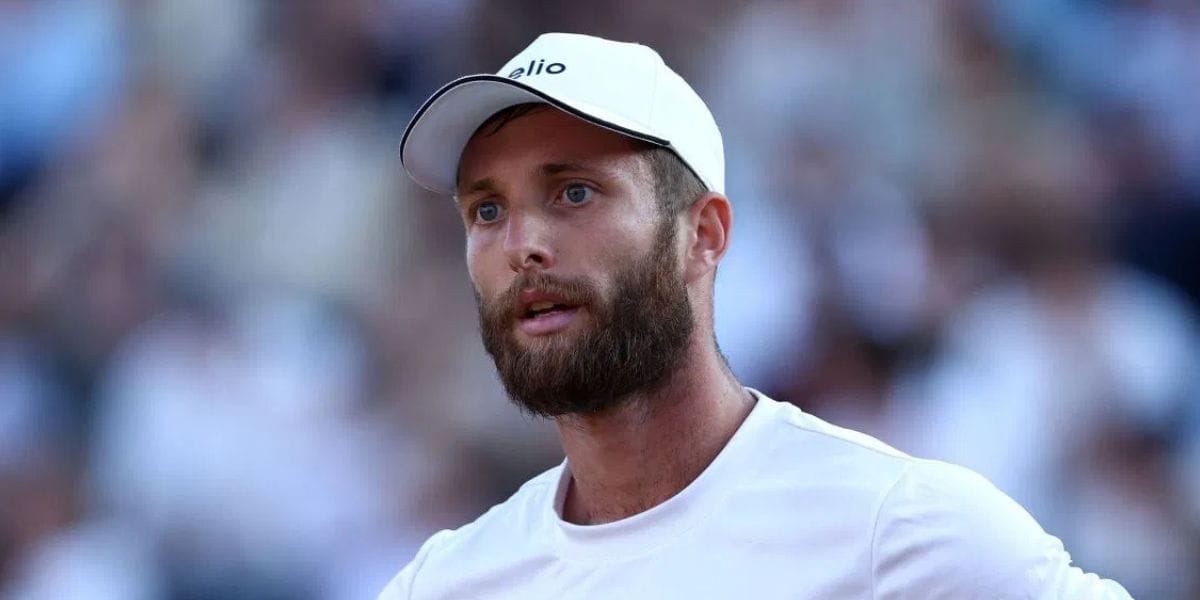 WATCH: Corentin Moutet yells 'F**k' 7 times at Queen's Club despite warning, tennis world goes gaga in response