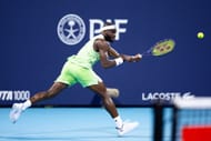 Frances Tiafoe dos Estados Unidos no Miami Open no Hard Rock Stadium em Miami Gardens, Flórida. (Foto via Getty Images)