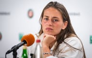 Marta Kostyuk da Ucrânia no Aberto da França de 2026 em Roland Garros, em Paris. (Foto de Getty Images)