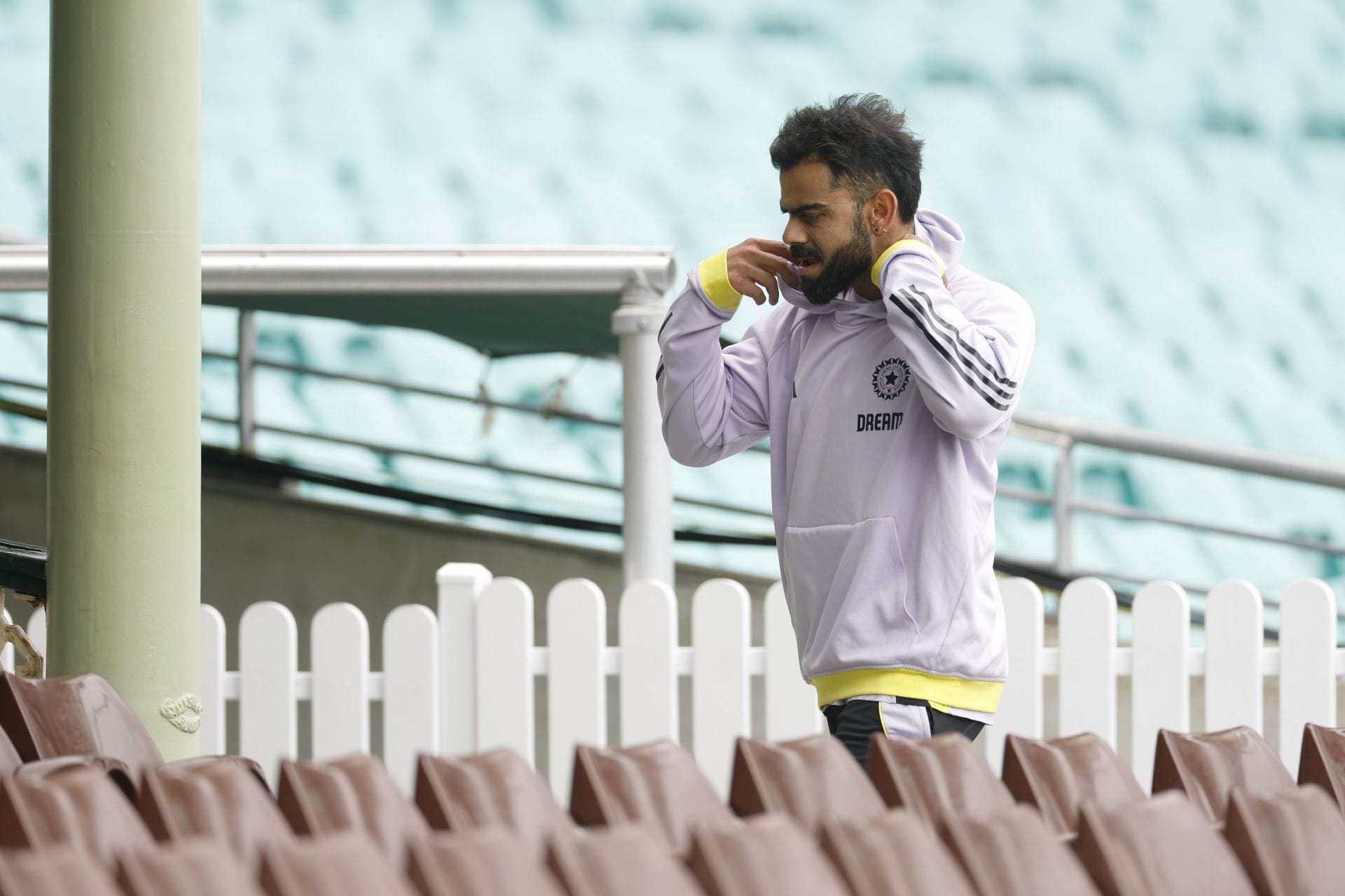 Virat Kohli reveals his favorite Karan Aujla song post IPL 2026 [Watch]