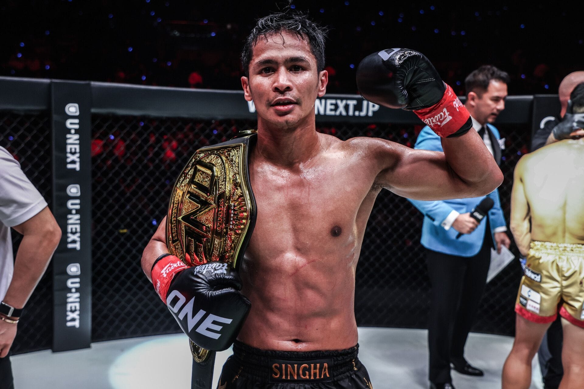 “He was ready to go home” - Superbon criticizes Dayakaev for coasting and refusing to engage after securing the early knockdown