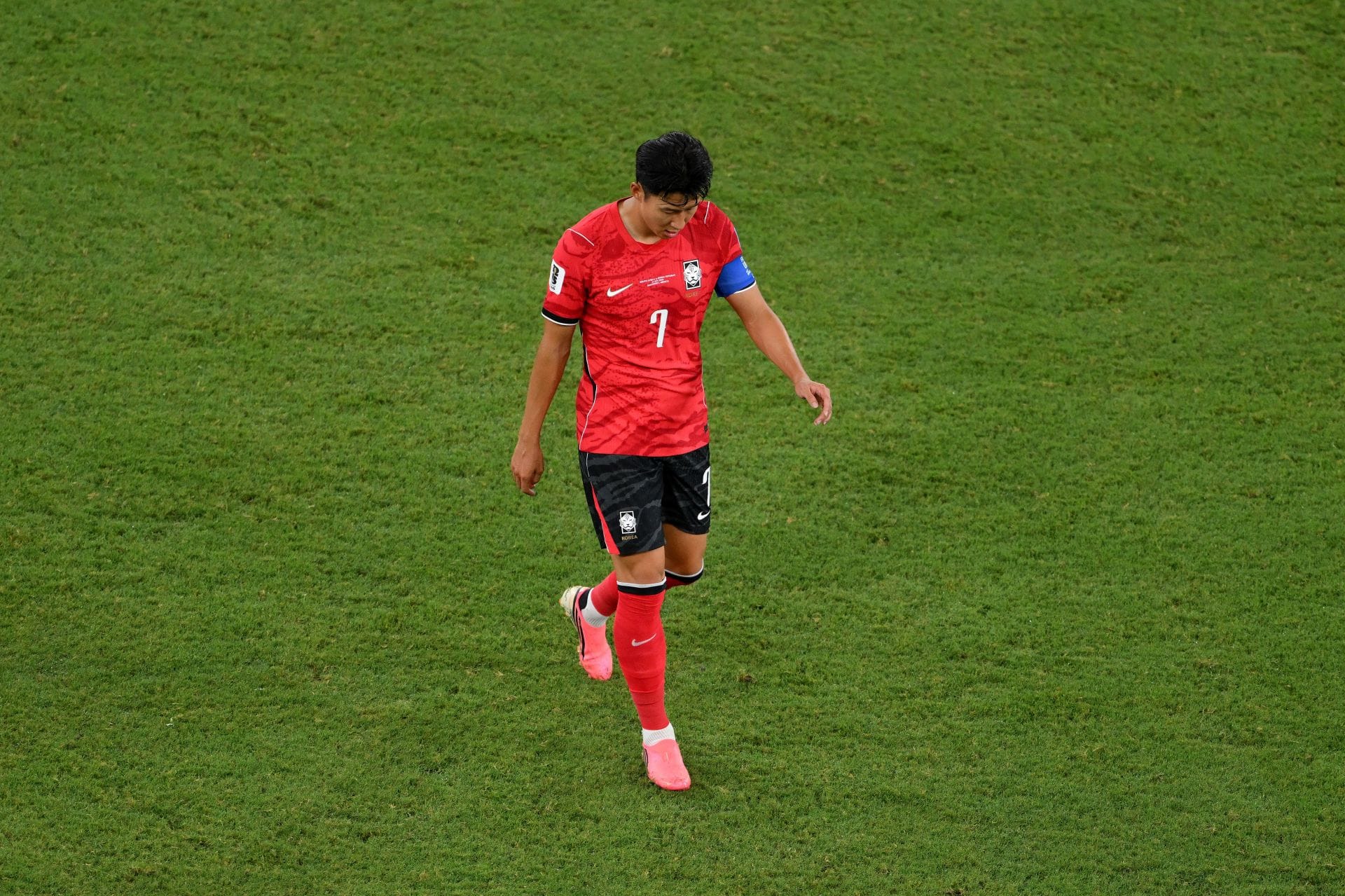 Korea Republic head coach Hong Myung-Bo explains why Son Heung-Min didn't start in FIFA World Cup loss to South Africa