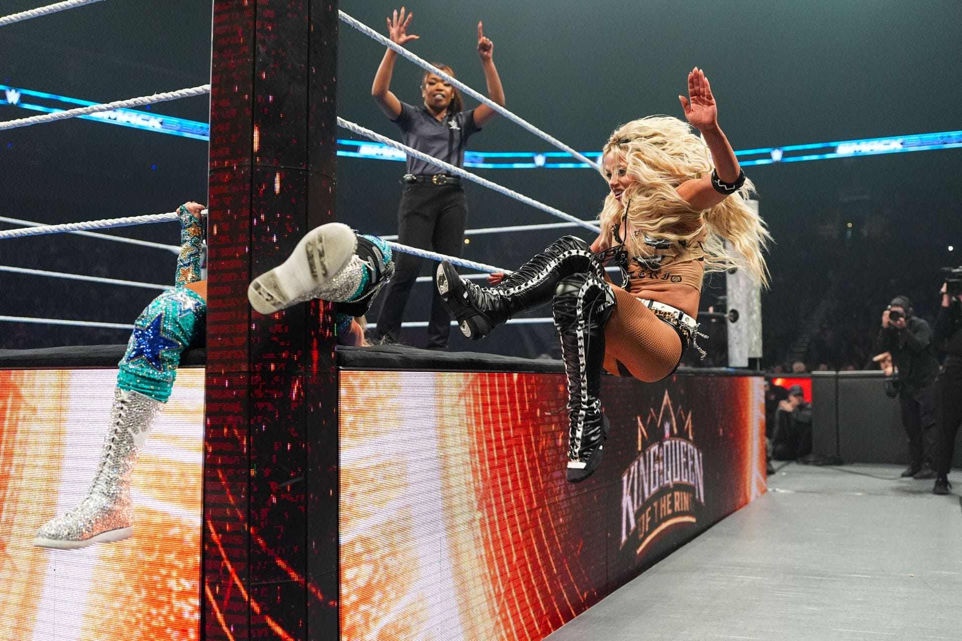 5 WWE Superstars Who Could Take Liv Morgan's Position if She's Injured
