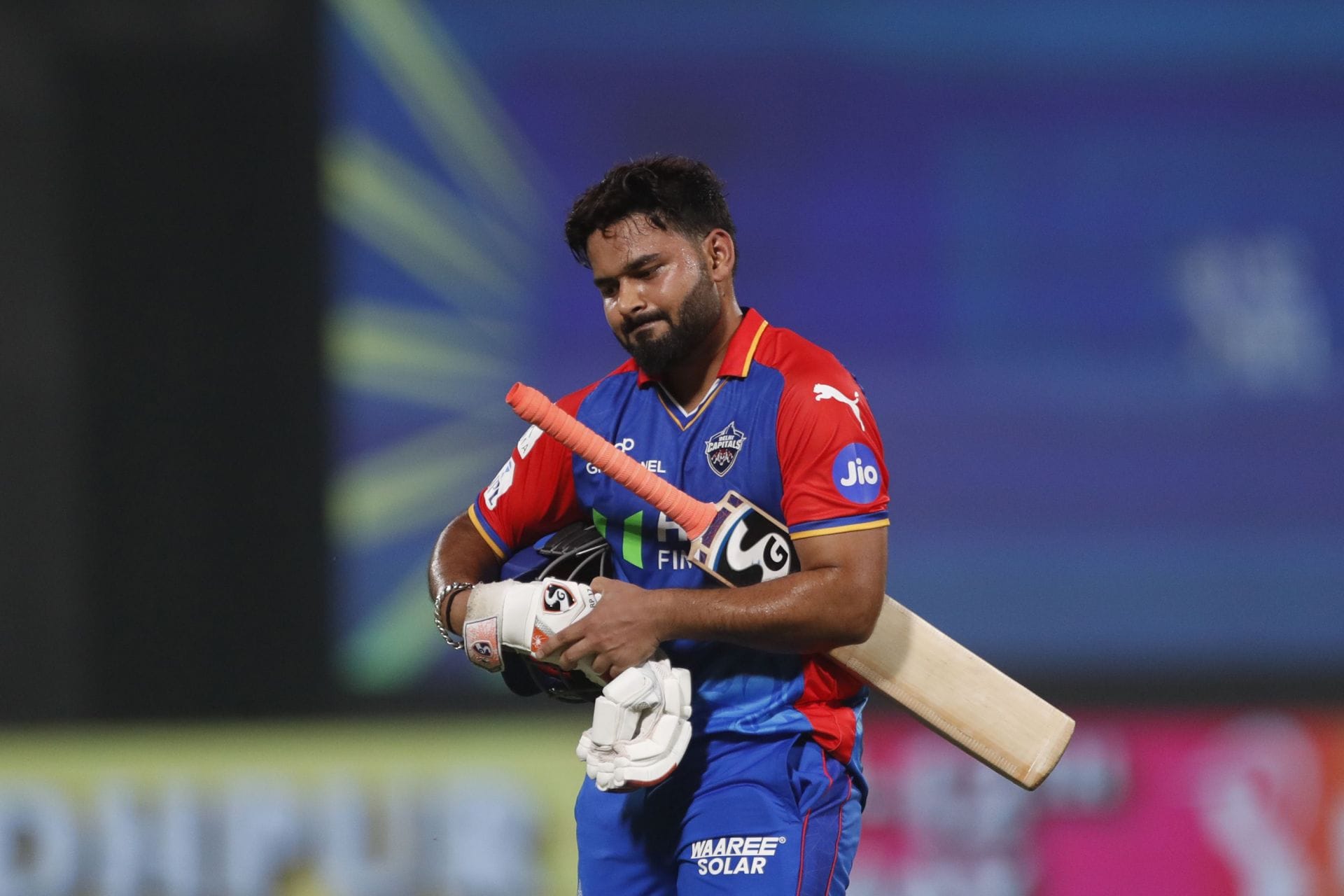 Not just Rishabh Pant! 5 other star players who had to settle for massive pay cuts in the IPL