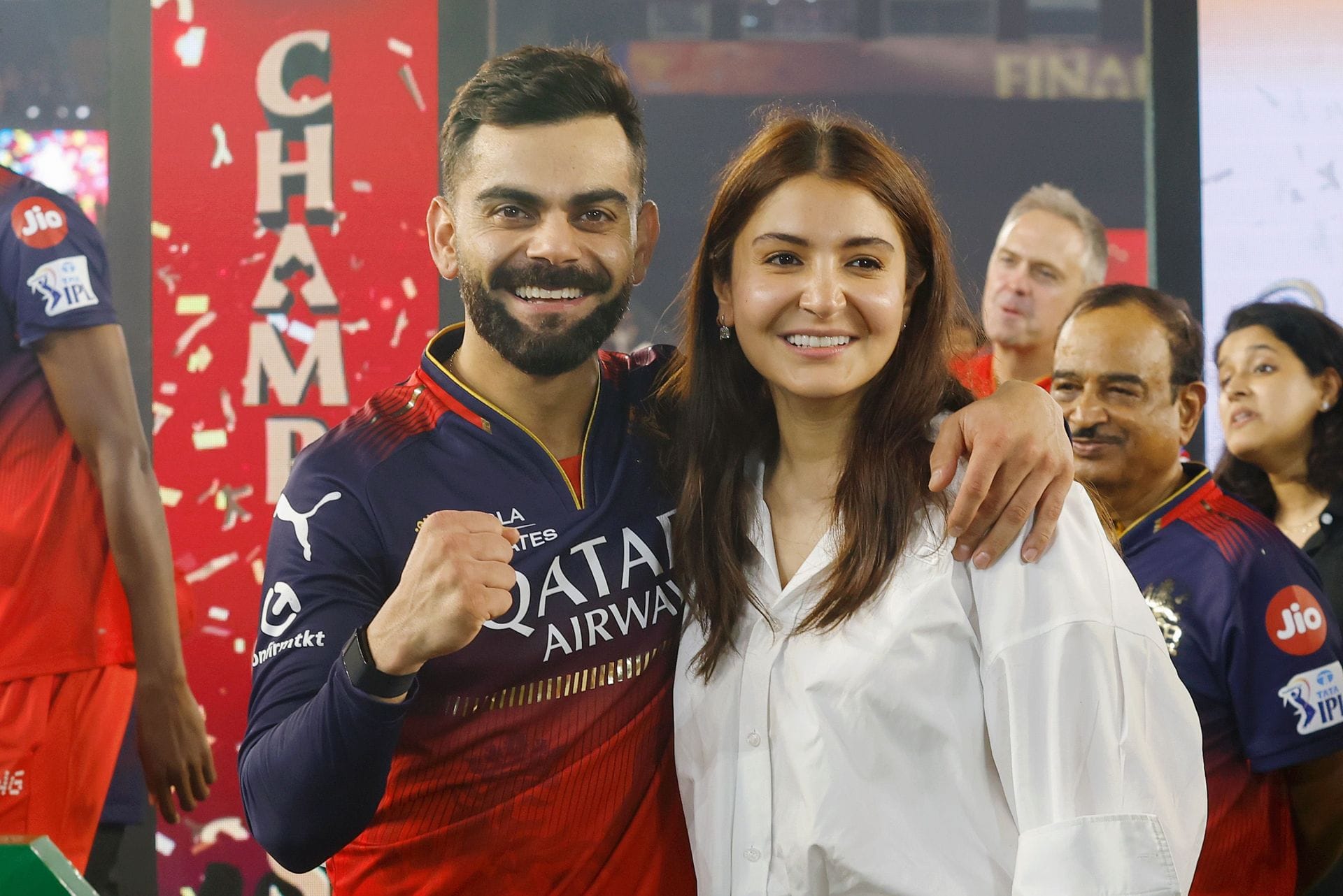 Virat Kohli and Anushka Sharma visit Premanand Maharaj in Vrindavan after RCB’s IPL 2026 win [Watch]