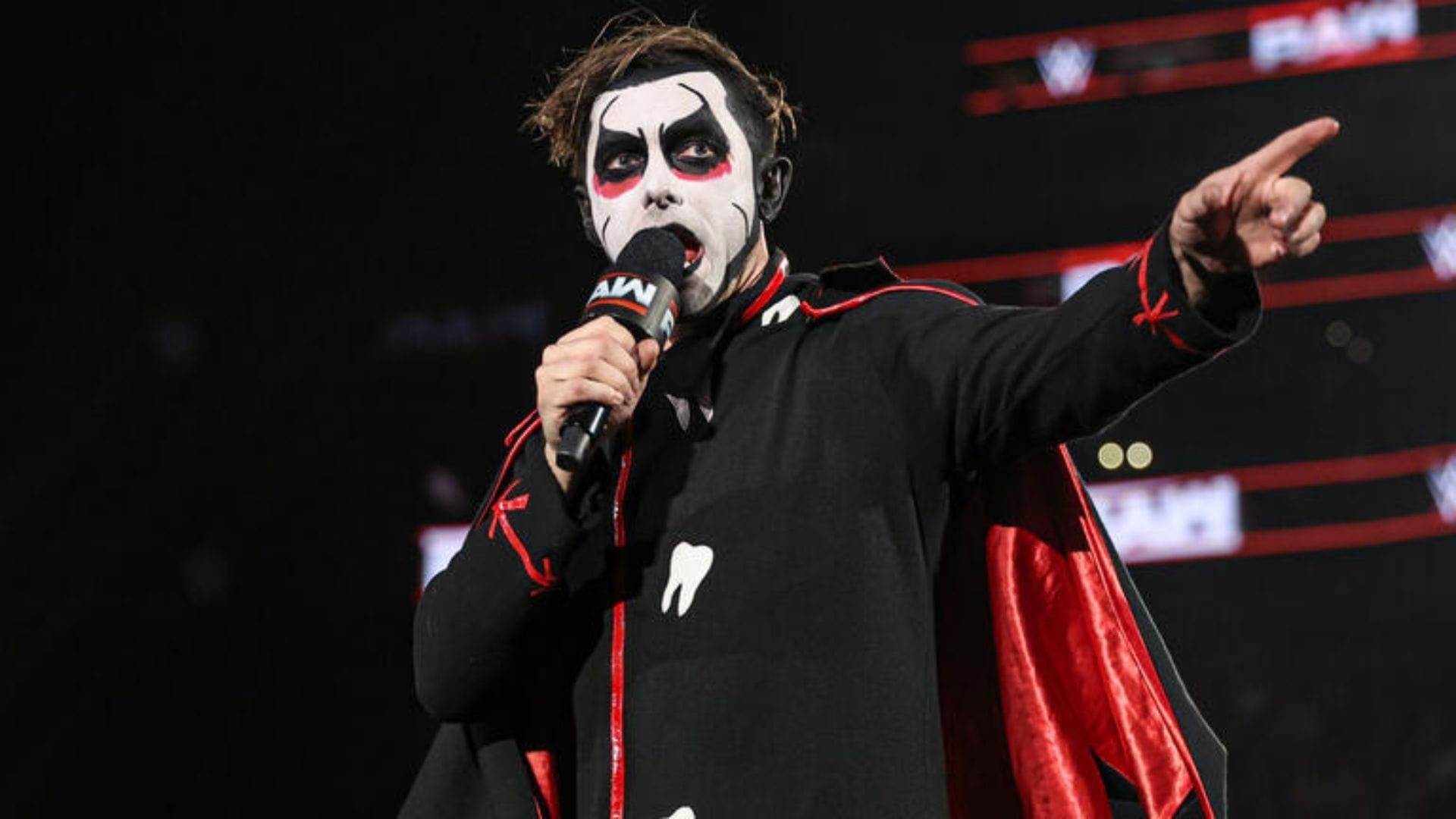 Danhausen gives major female WWE star an evil makeover