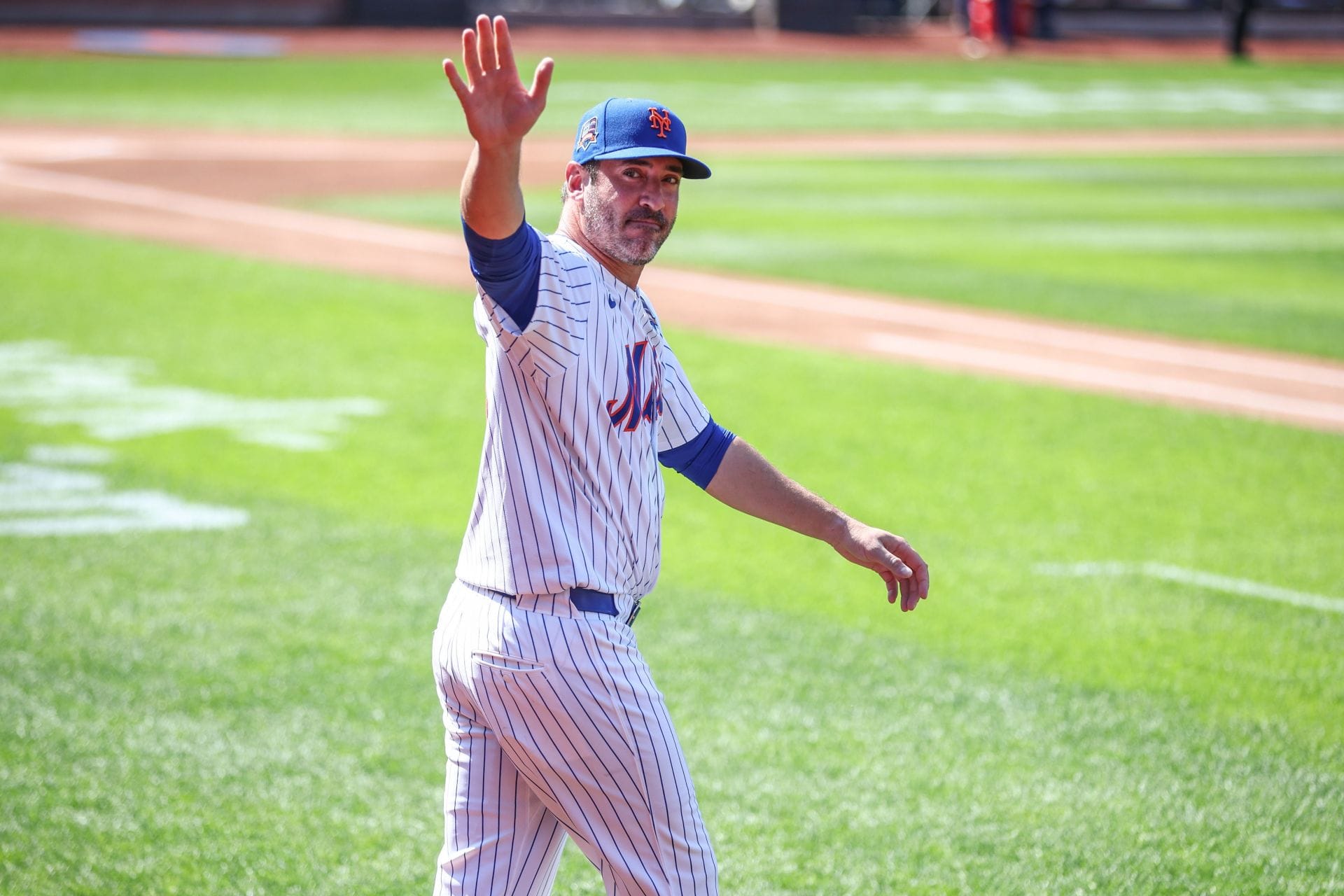 Matt Harvey's girlfriend Madison Kaplan poses in grey bikini with the ex-Mets star and friends from beach getaway