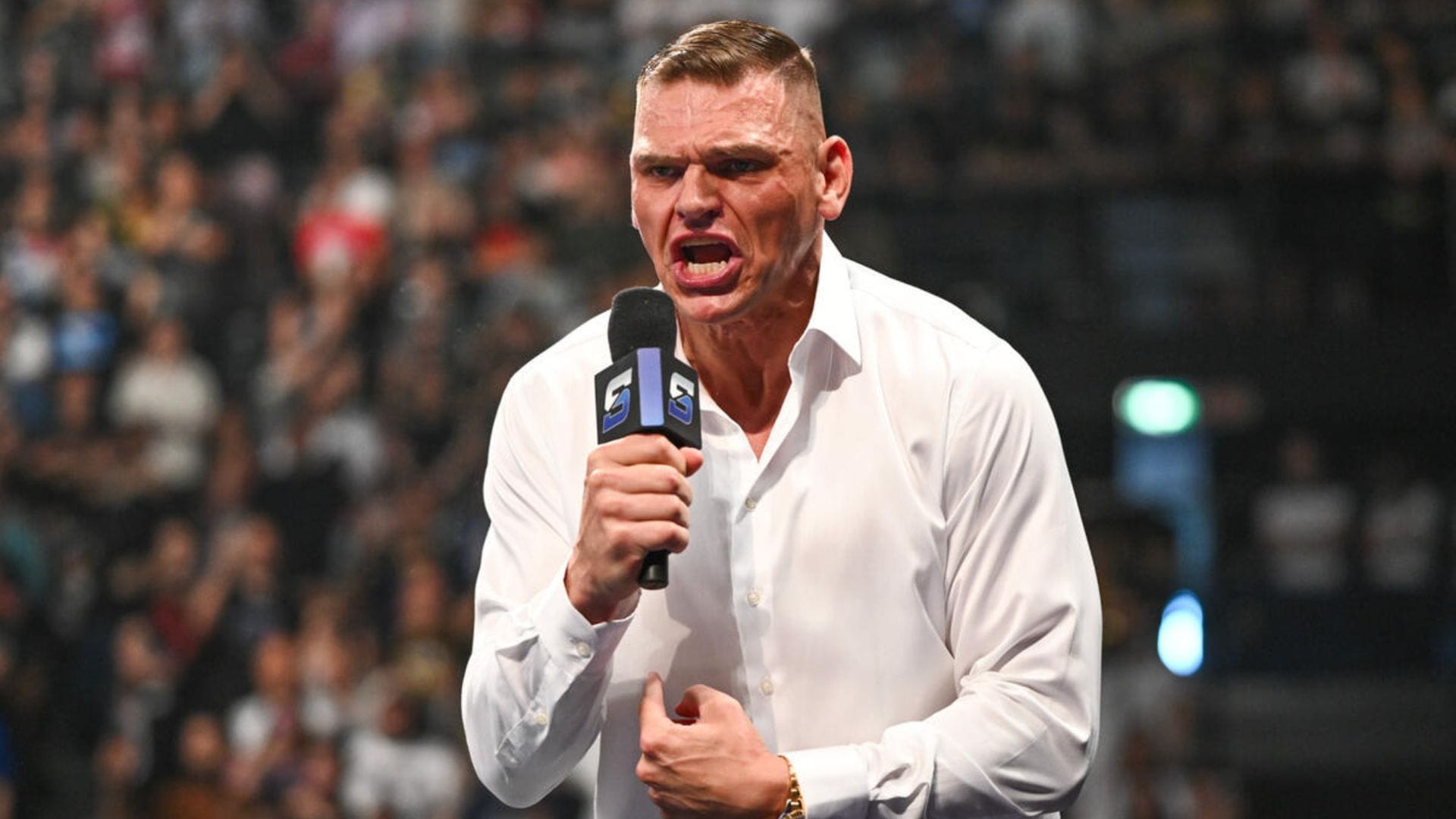 Gunther breaks silence with a two-word message after legally threatening top WWE official