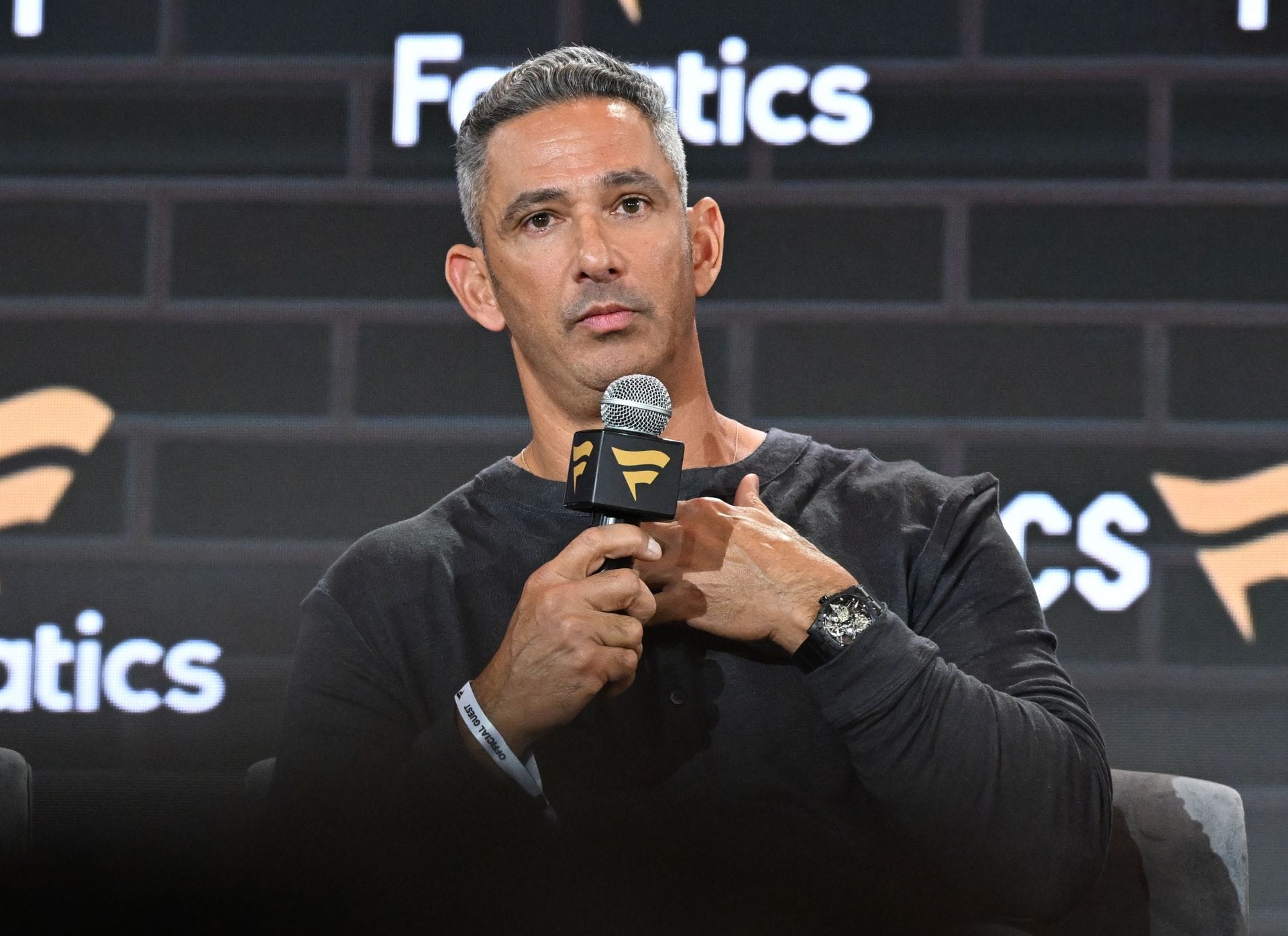 Jorge Posada's 54 y/o wife Laura poses in white bikini, forced to defend herself after 'very thin' criticism