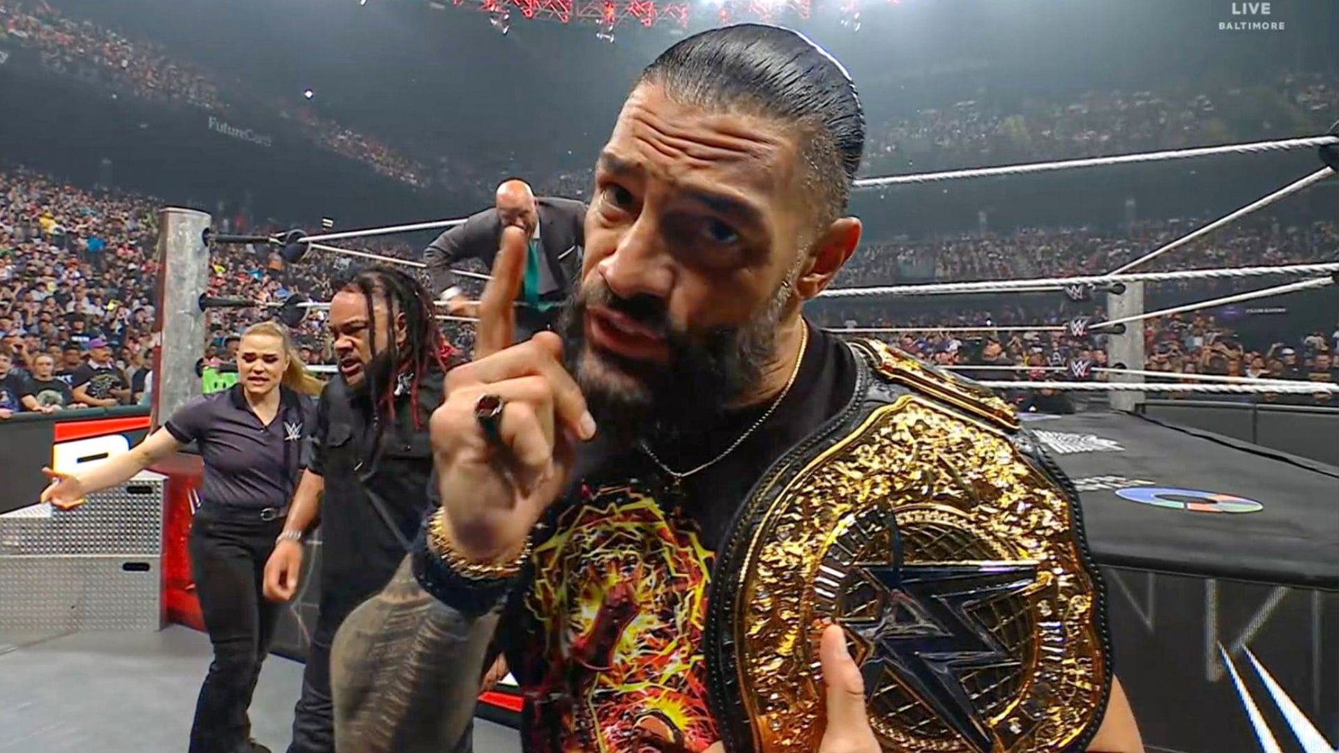 4 Reasons why WWE turned Roman Reigns and The Bloodline heel again