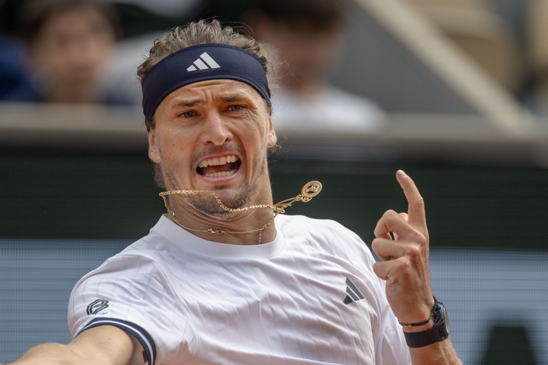 Salma Hayek & Alexander Zverev's French Open union stirs up controversy after social media deletion