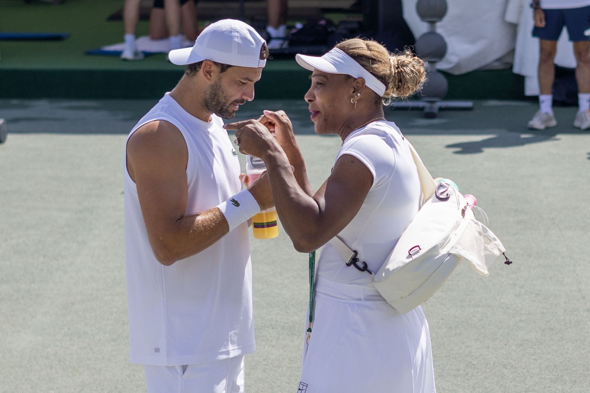 "When you meet your work wife again" - Fans react as Serena Williams & Grigor Dimitrov's emotional hug at Wimbledon goes viral