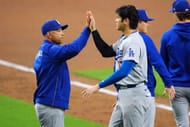 Dave Roberts (L) e Shohei Ohtani (R) - Fonte: Getty