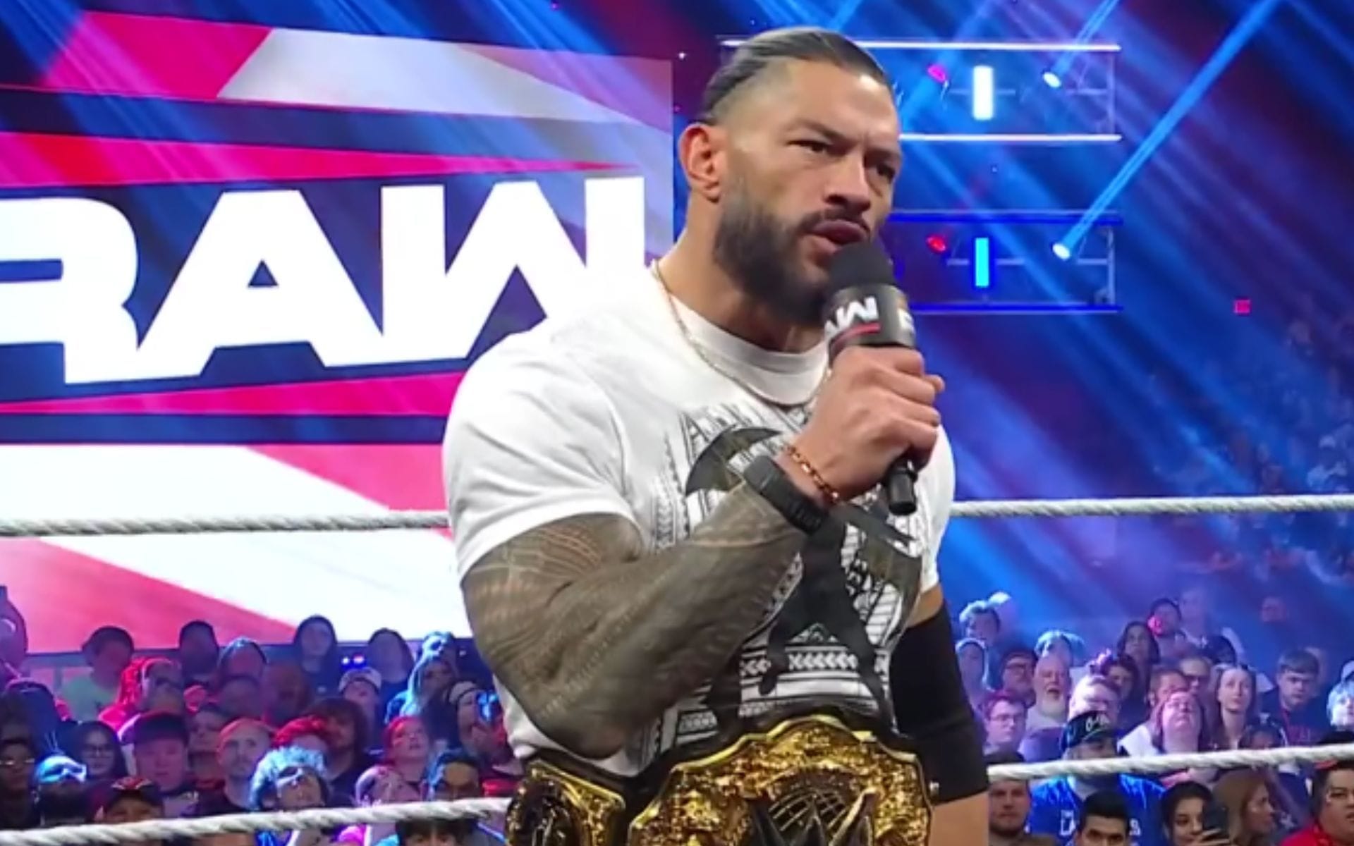 Injured superstar takes a hilarious shot at Roman Reigns hours after WWE RAW