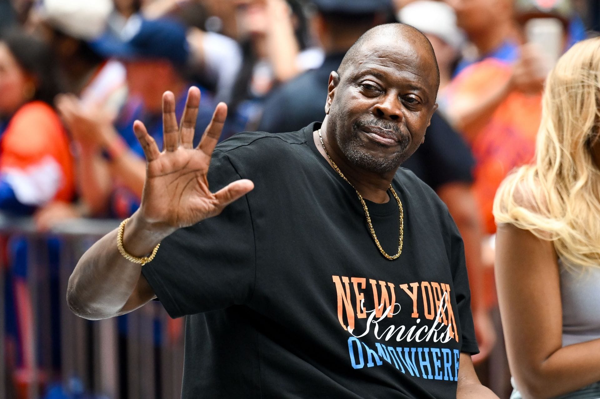 “I’m Disgusted”: Dave Portnoy Blasts City Hall’s Utter Patrick Ewing Disrespect as Knicks Parade Jersey Gaffe Goes Viral