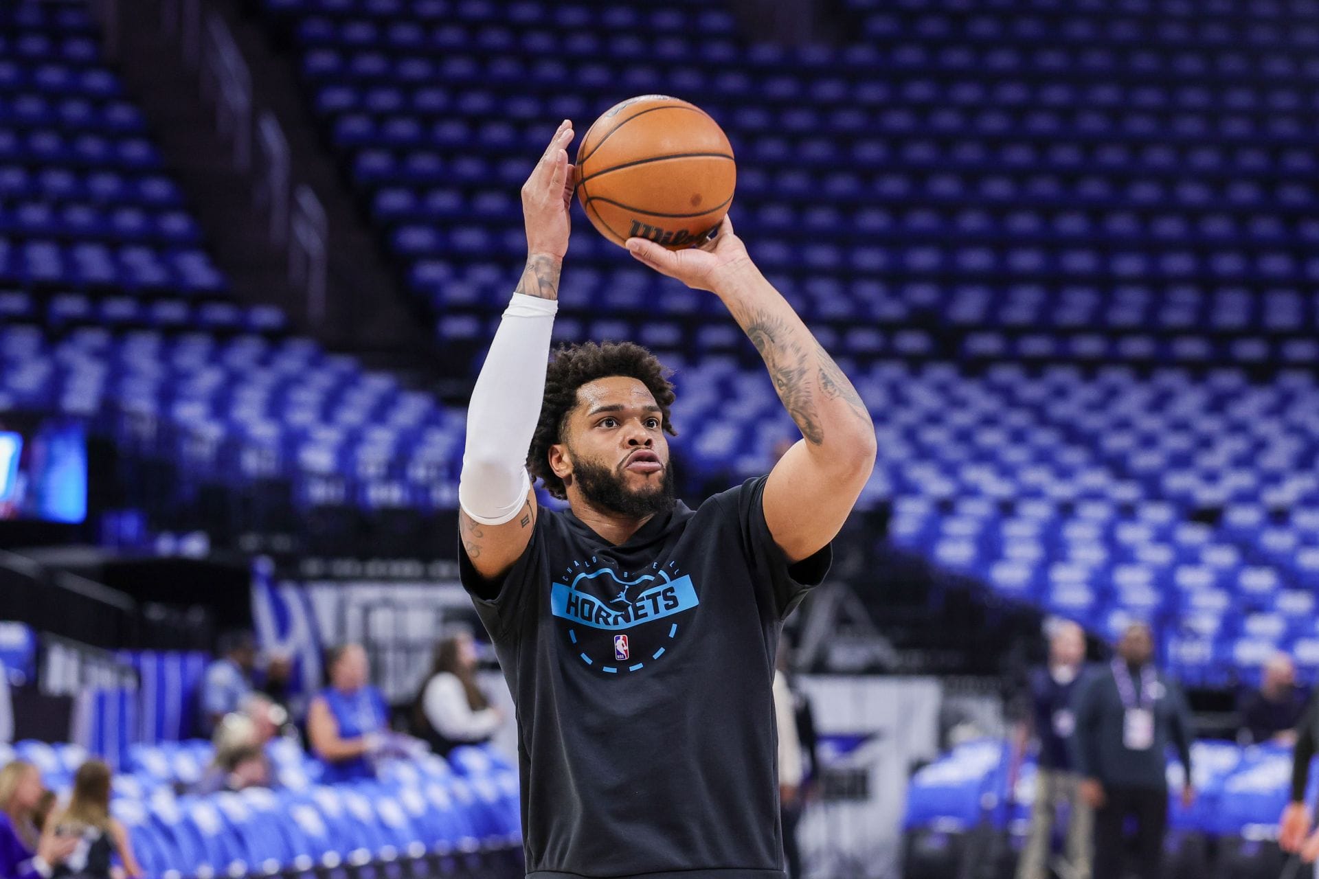 "Matt Ishbia selling his soul for him" - NBA Fans Lose It as Miles Bridges Becomes Next Domino to Fall After LaMelo Ball Amid Hornets' Roster Reset