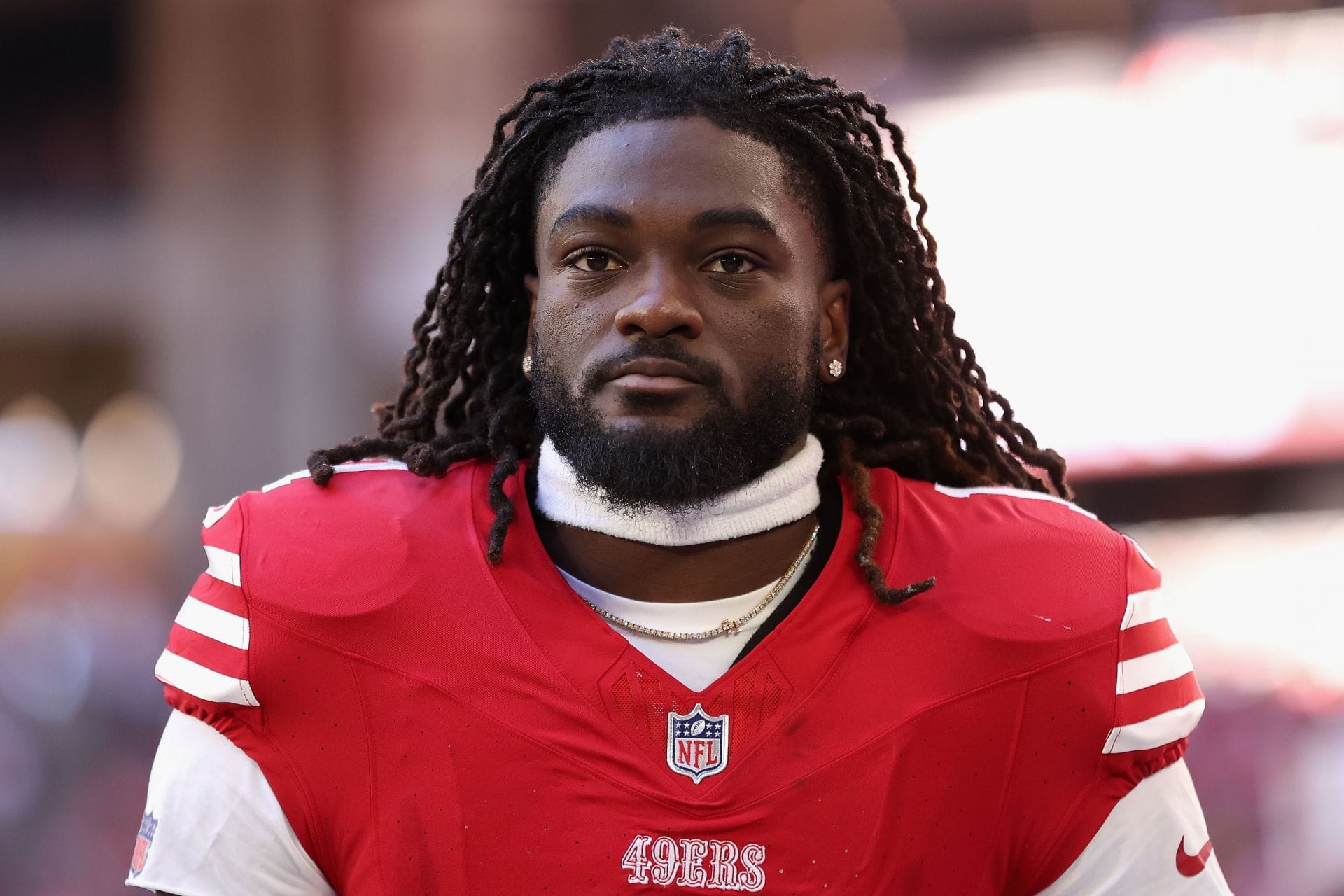 WATCH: Brandon Aiyuk dances in bathrobe while hinting at next NFL destination amid 49ers controversy