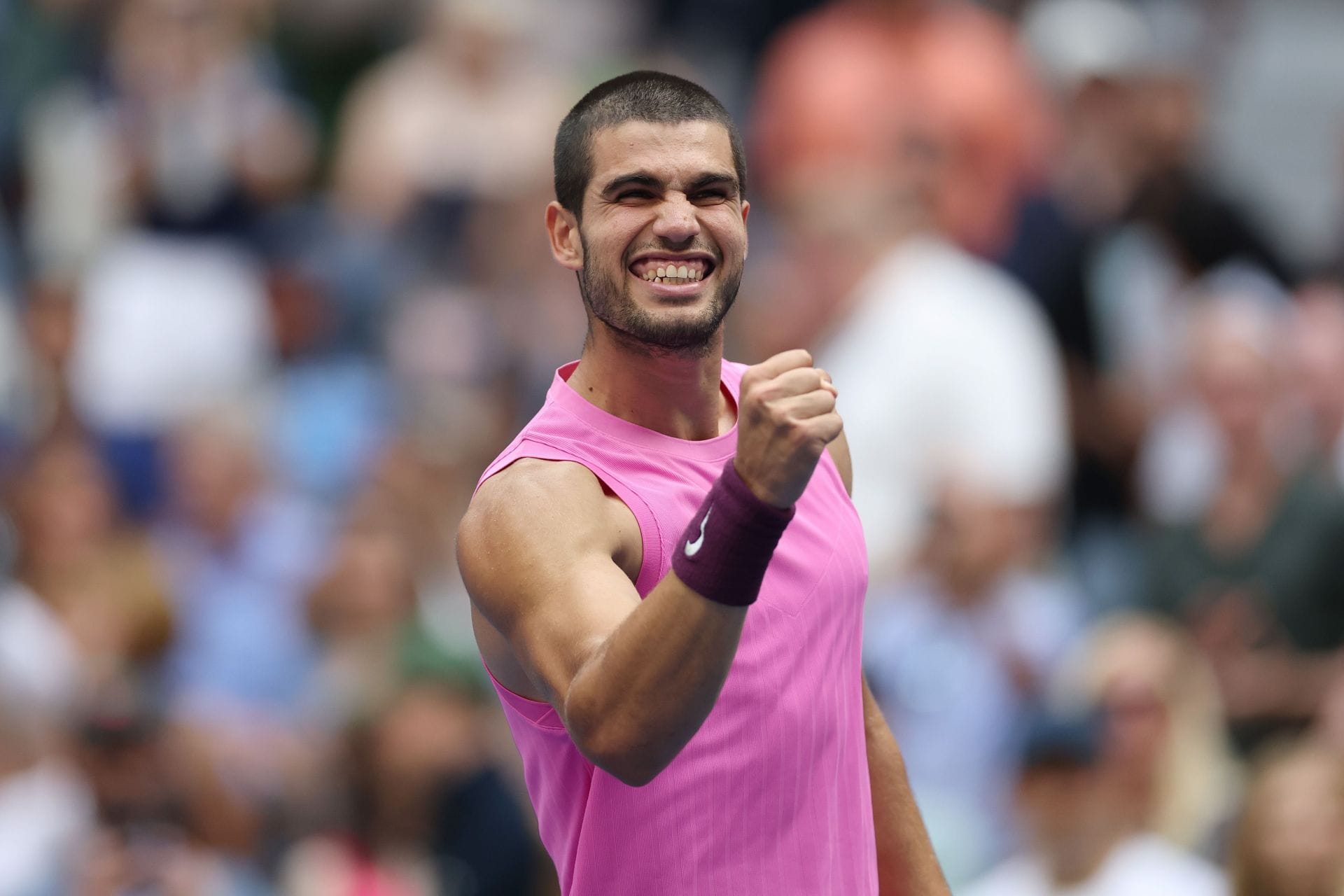 Carlos Alcaraz Update: Tennis world goes crazy as Spaniard comes back as leftie in first practice video amid injury recovery