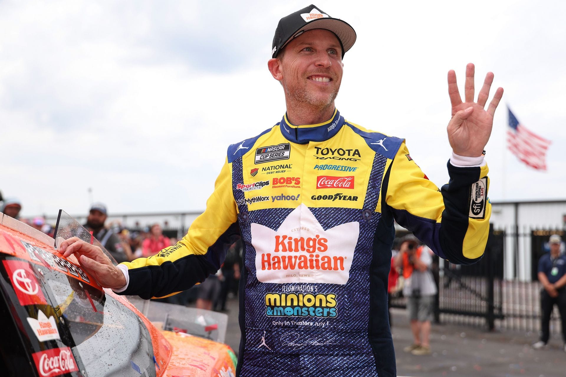 Watch: Spectator throws banana on track after Denny Hamlin’s win at Pocono in ‘Minions’ livery