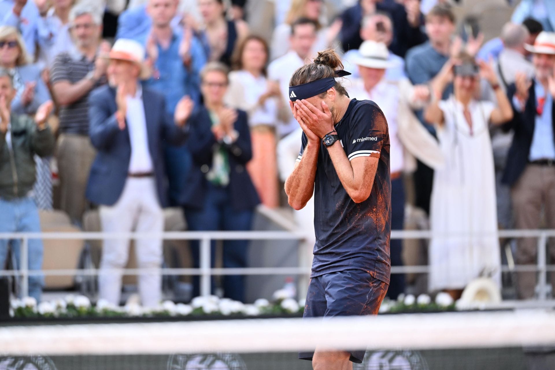 "Dark day for tennis";"Absolute shame" - Fans can't hide their emotions after Alexander Zverev wins French Open to break Slam duck
