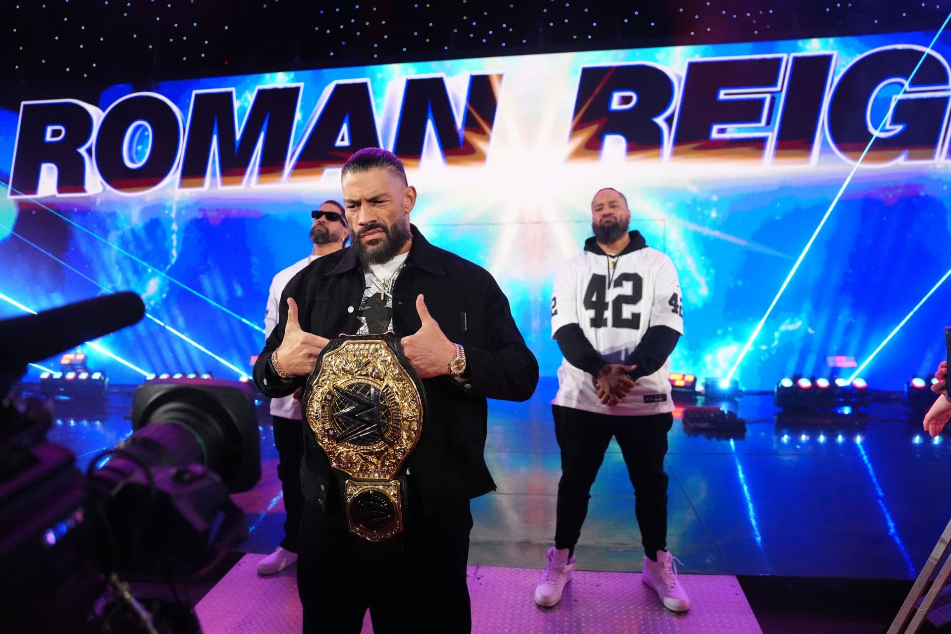 3 Signs Roman Reigns will kick Jey Uso out of The Bloodline