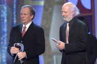 Les Charles e James Burrows, vencedores do Legend Award por "Saúde" no 4º Prêmio Anual TV Land (Fonte: Getty)