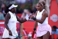 Serena Williams e Victoria Mboko no Campeonato HSBC. (Fonte: Getty)