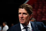 Mike Babcock está supostamente na fila para retornar à NHL com Edmonton Oilers - Fonte: Getty