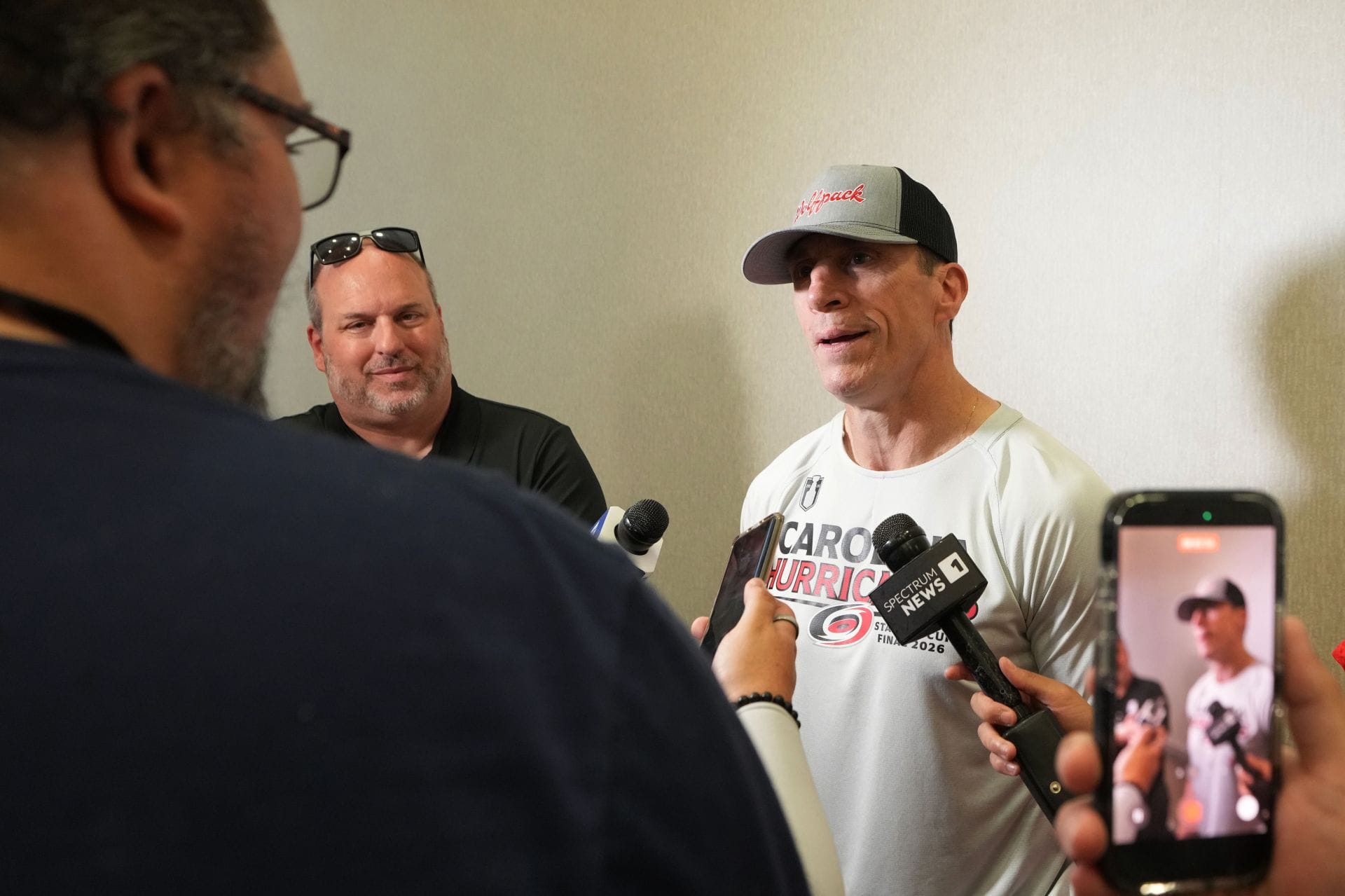 "Rod Brind'Amour snubbed again" - NHL fans react to Hockey Hall of Fame Class of 2026