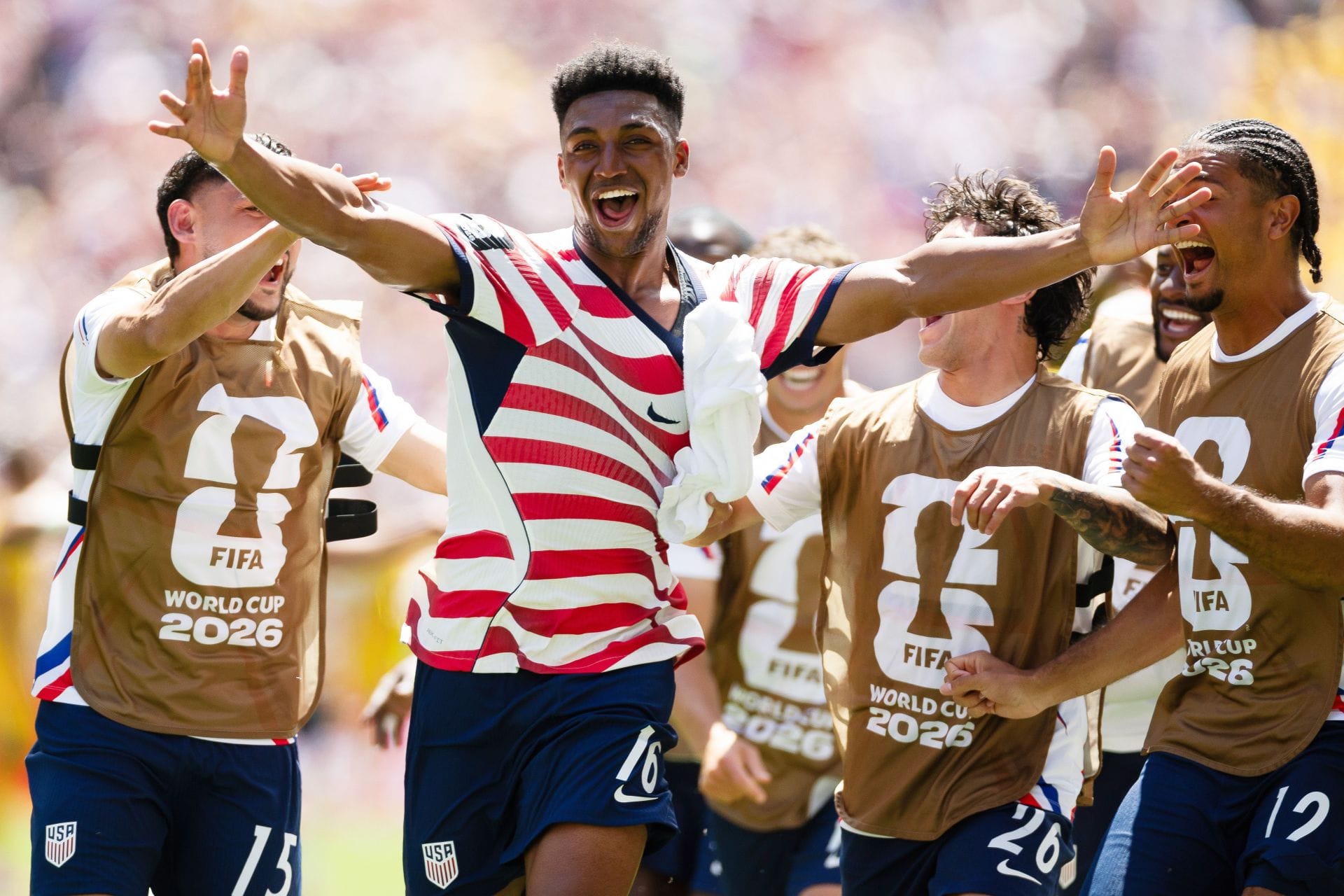 Who is Alex Freeman? Son of legendary Super Bowl winner Antonio Freeman, who scored USMNT's 2nd goal against Australia in FIFA World Cup