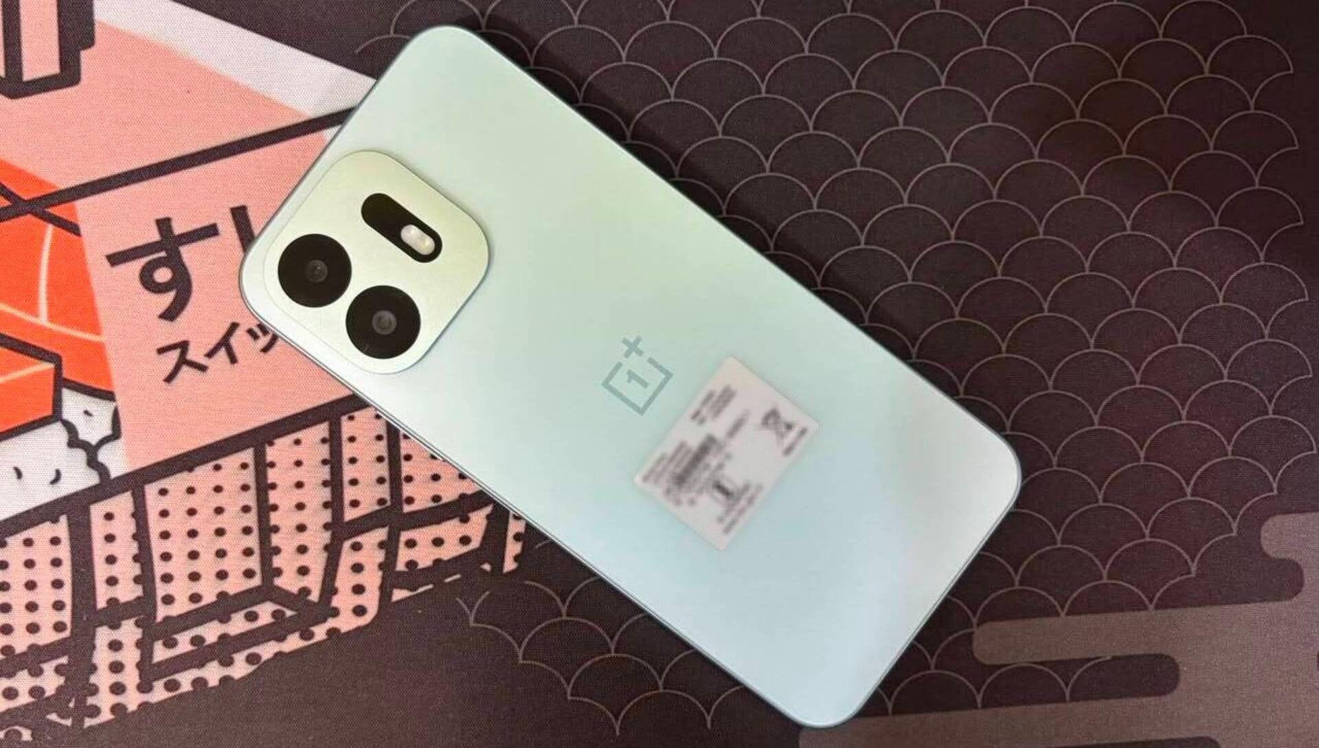 The OnePlus N6 has a premium design and feel (Image via SK Tech || Anindit Sinha)