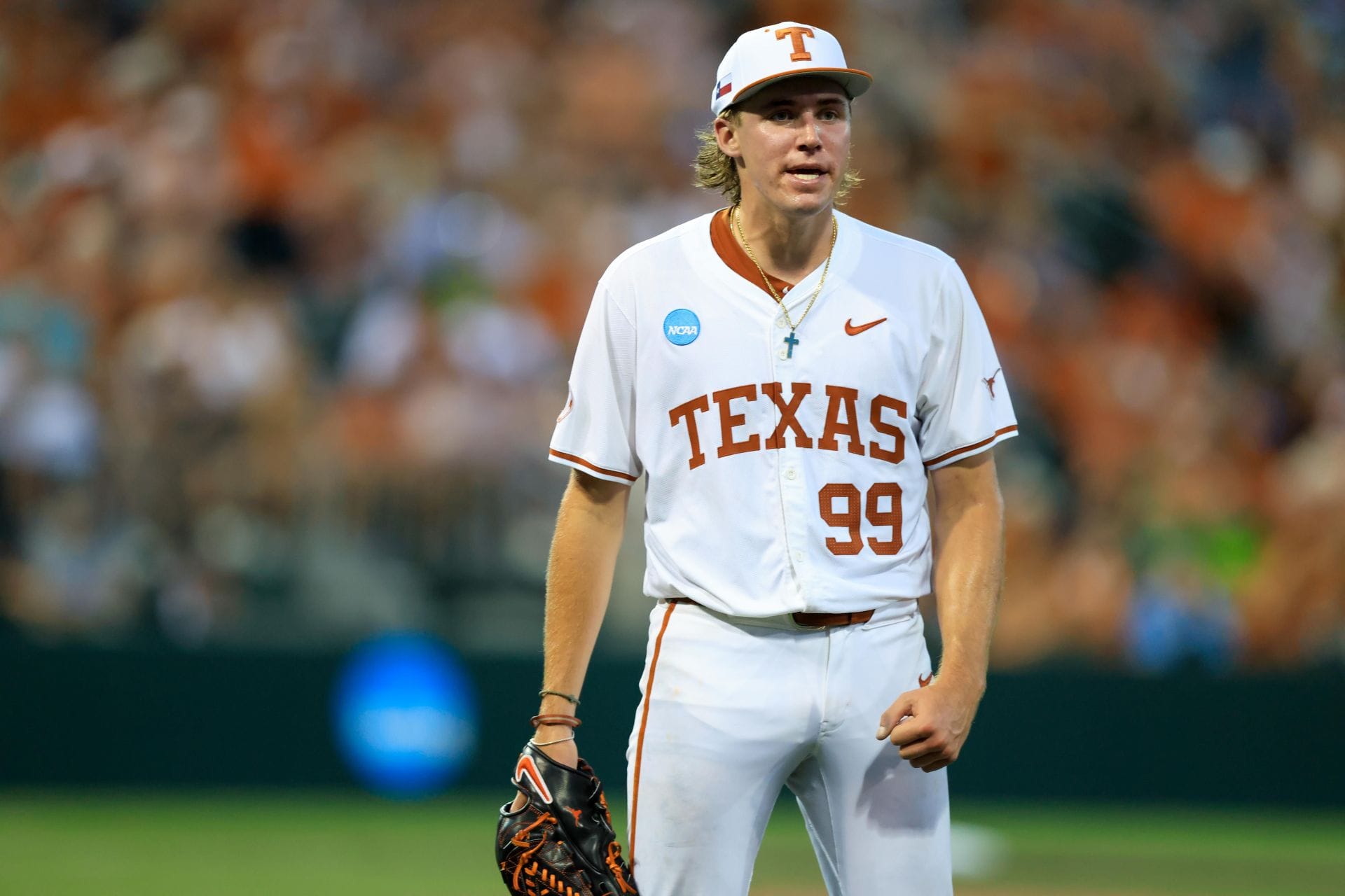 College World Series 2026: Texas vs Georgia where to watch, TV stream details, odds, preview & betting tips