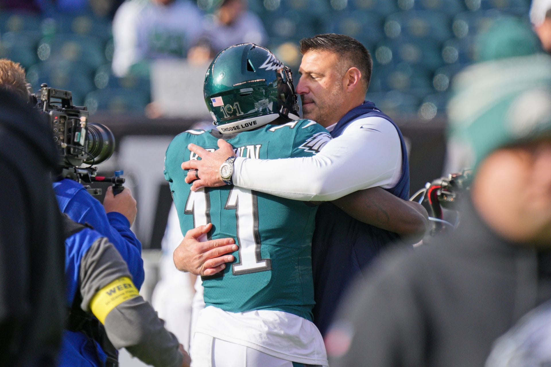 A.J. Brown trade grades: Rating Patriots' move to reunite Mike Vrabel and Super Bowl champ WR as Eagles get multiple draft picks