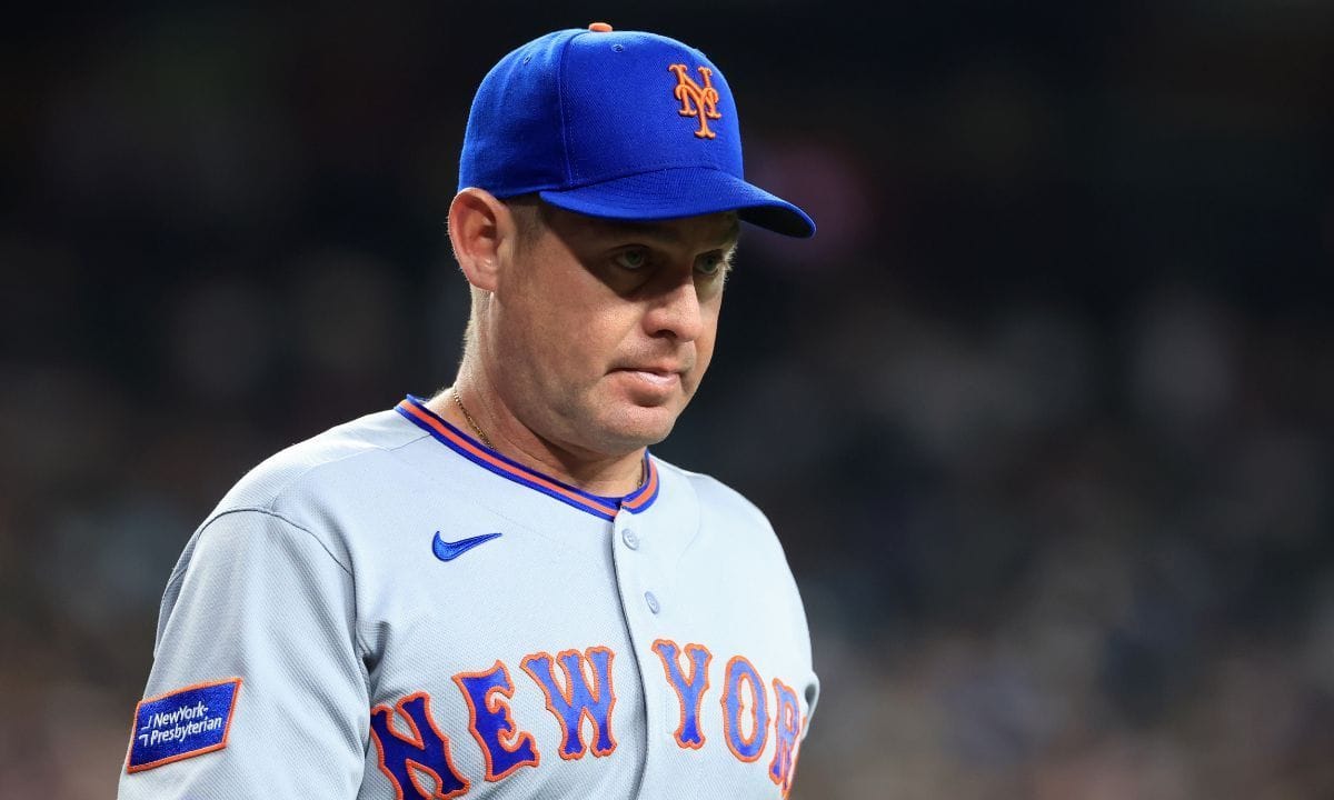 "This man is a cheerleader"; "Shut the hell up" - Fans rip skipper Carlos Mendoza for defending $8.1M Mets pitcher