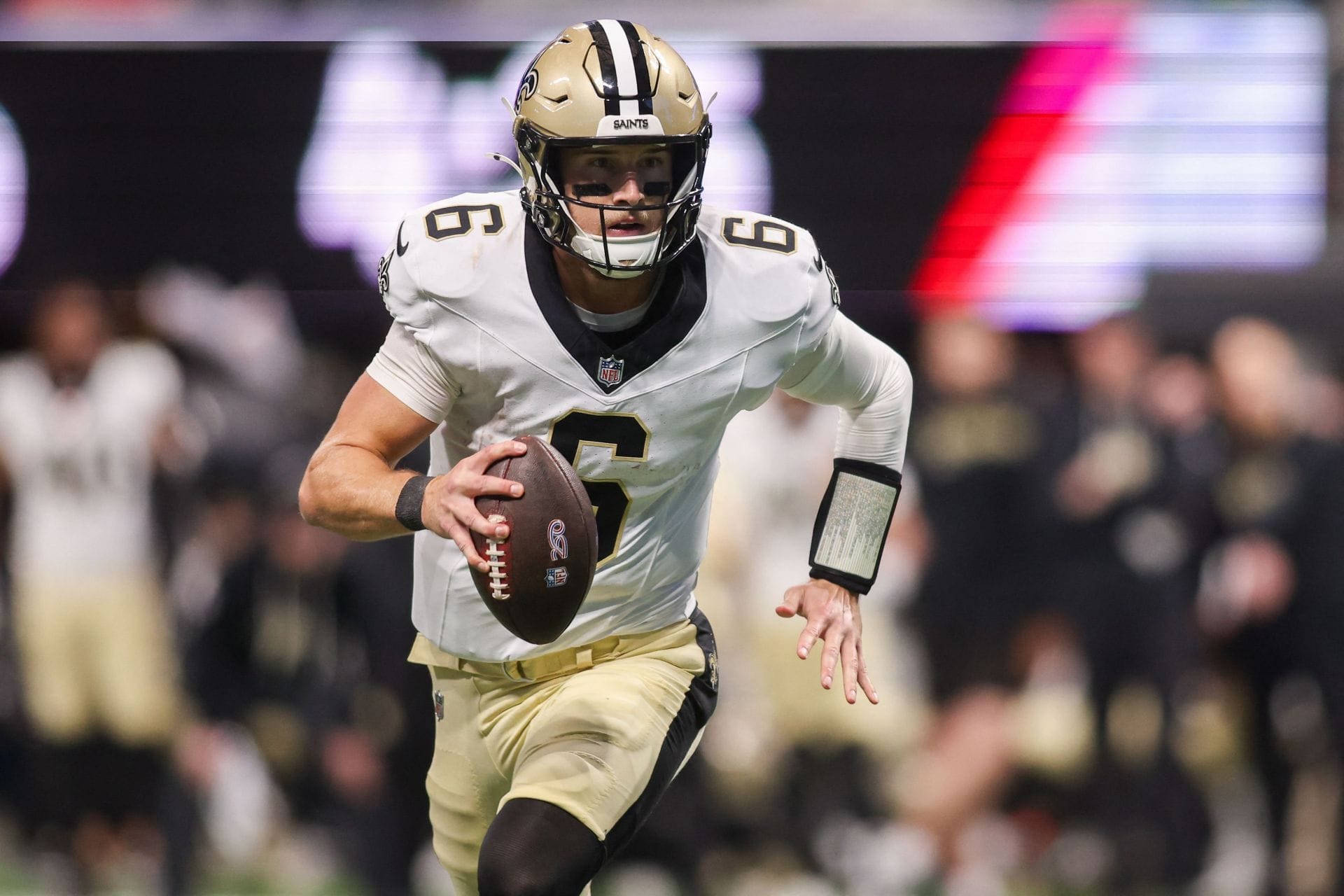 Former Broncos champion drops 2-word verdict on Saints' chances of winning NFC South